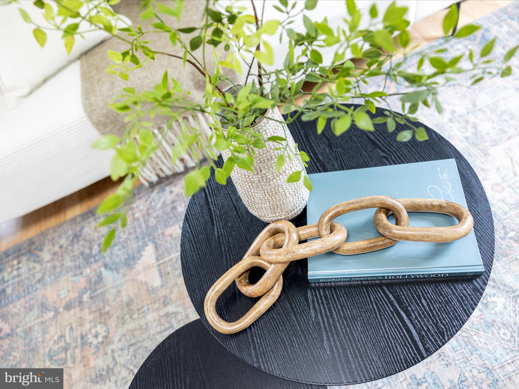 PEACHTREE EAST - Residential