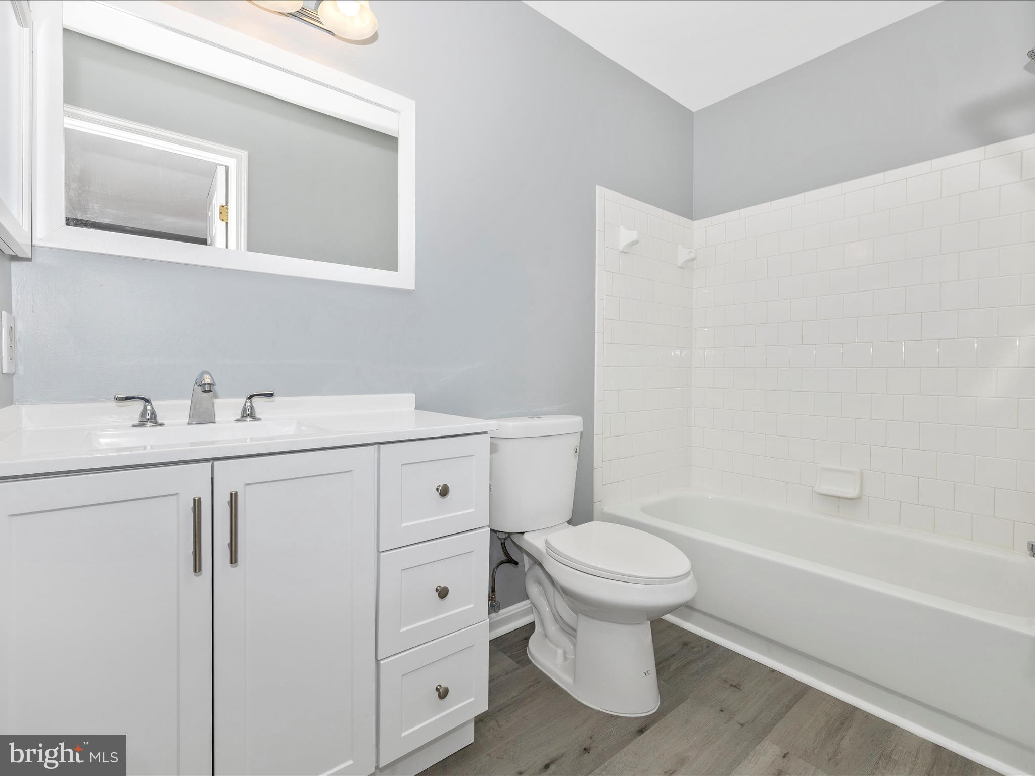 PEACHTREE EAST - Residential