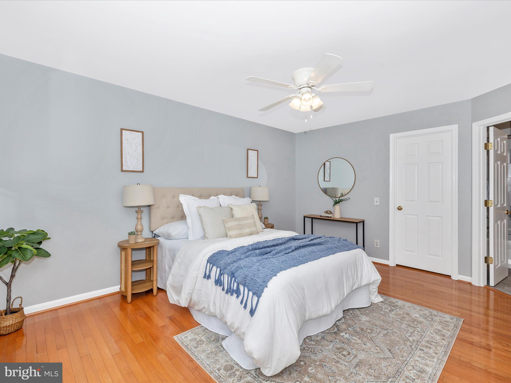 PEACHTREE EAST - Residential