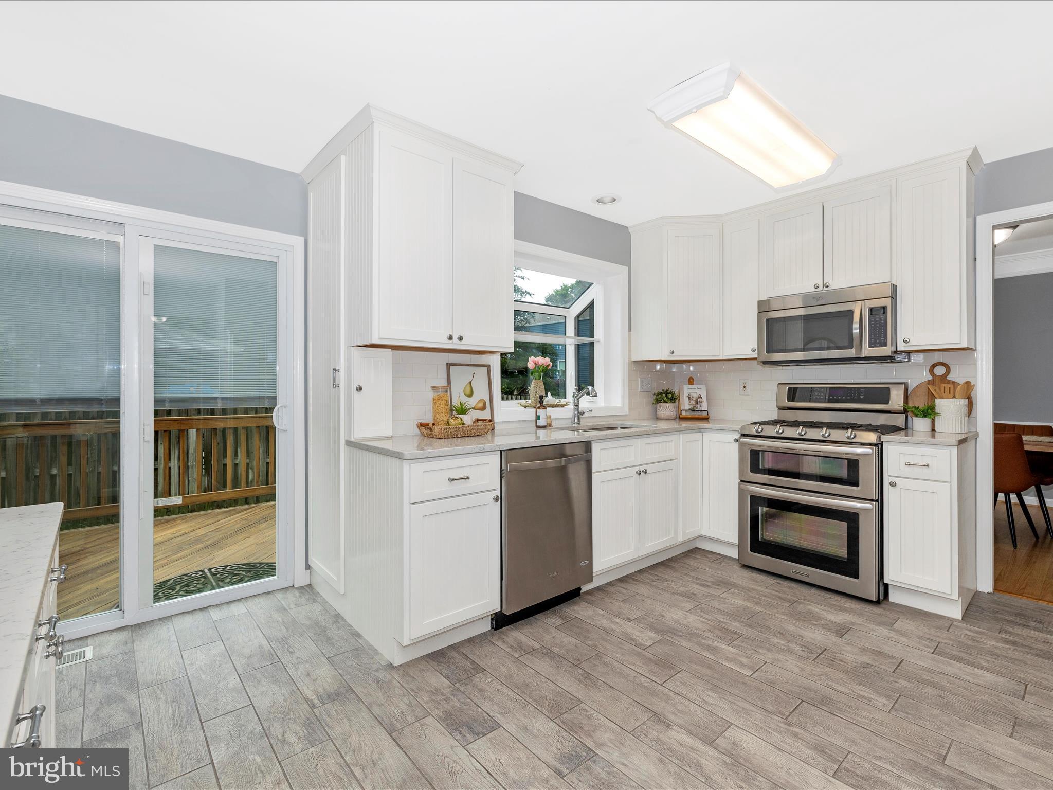 1312 TREASURE DRIVE