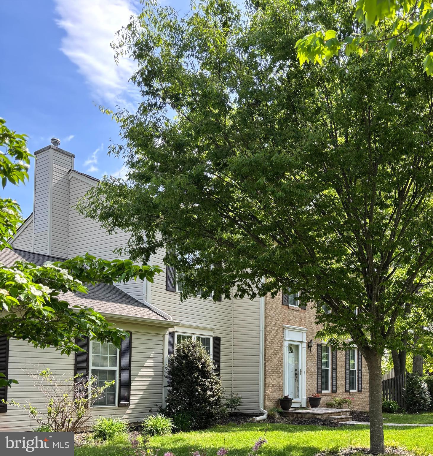 1312 TREASURE DRIVE