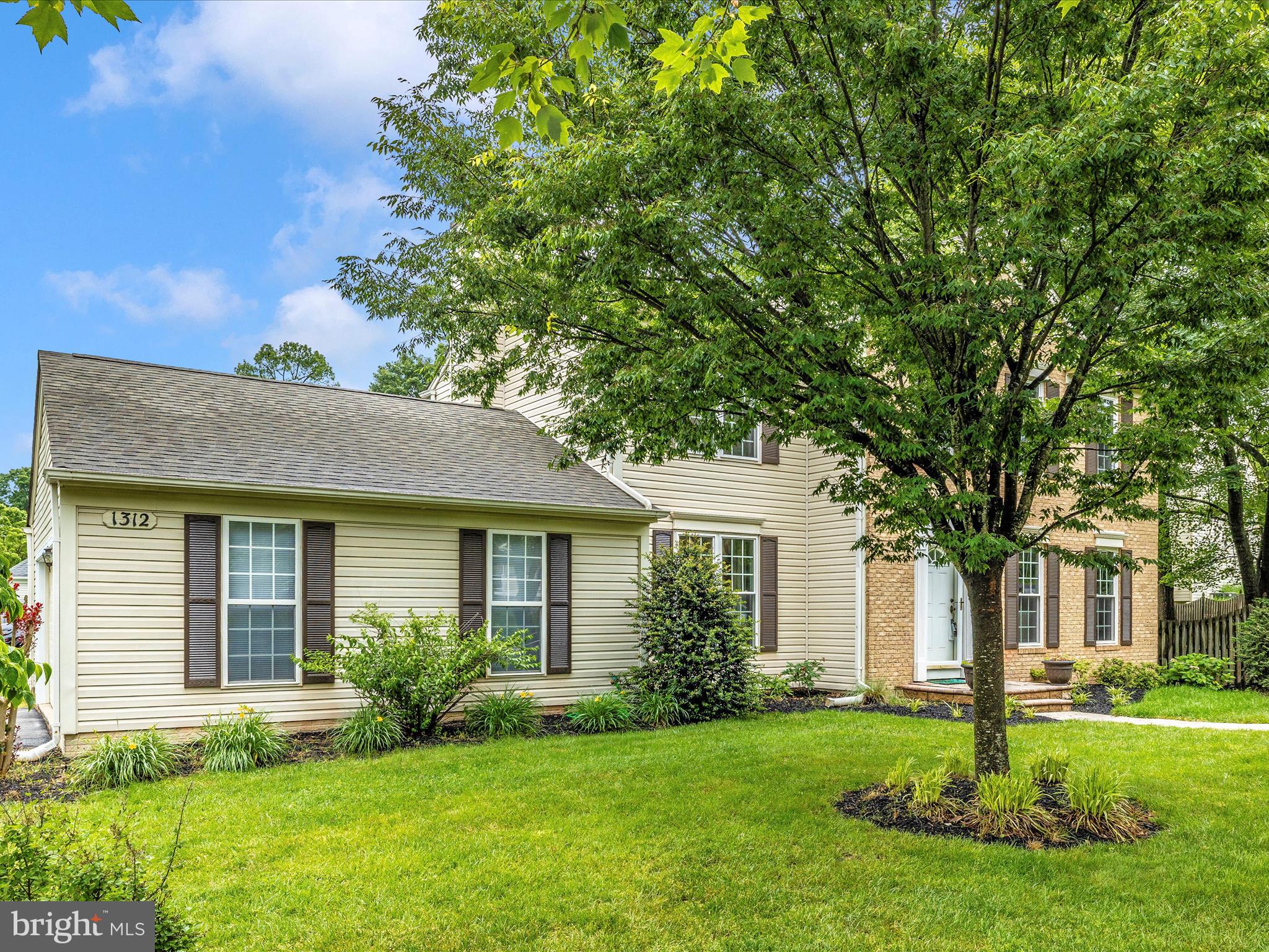 PEACHTREE EAST - Residential