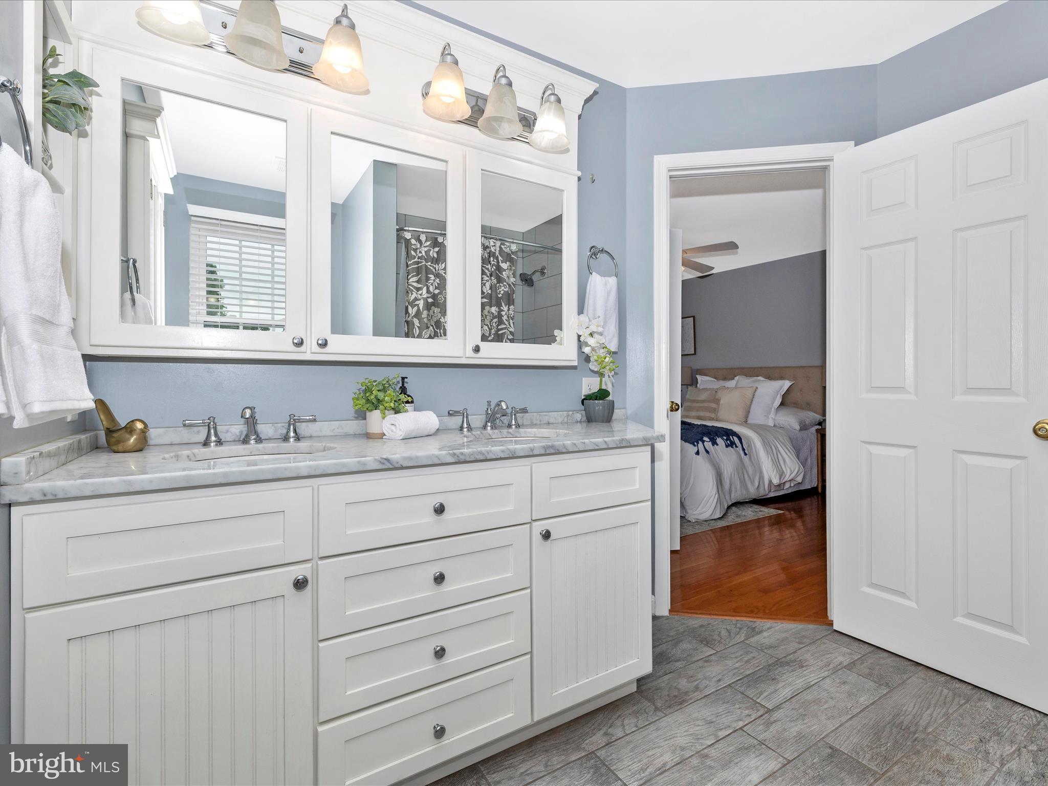 PEACHTREE EAST - Residential