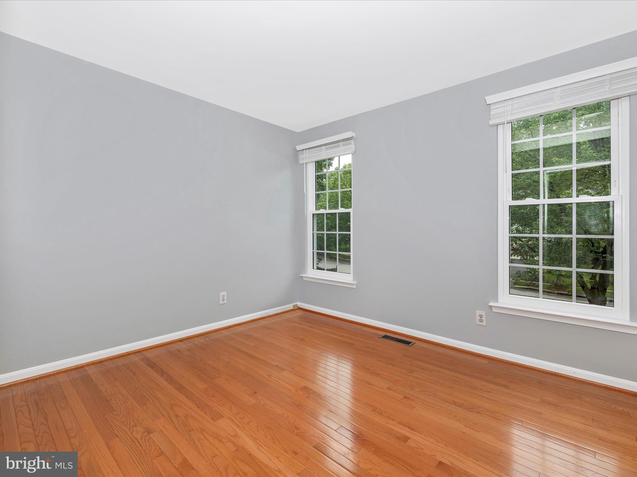 PEACHTREE EAST - Residential