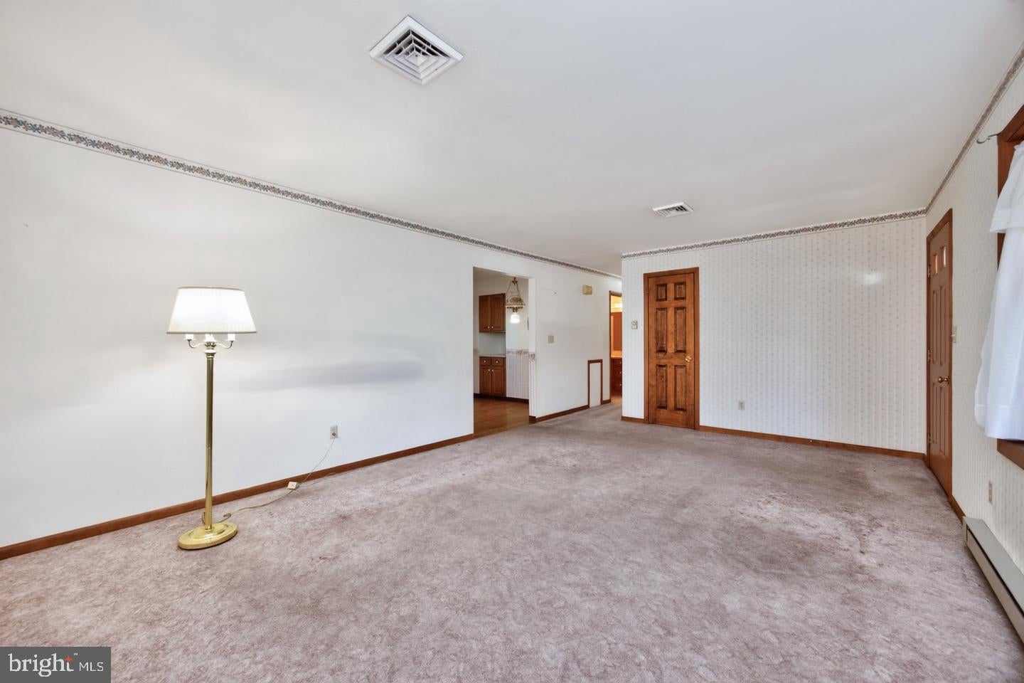 10 FULTON AVENUE