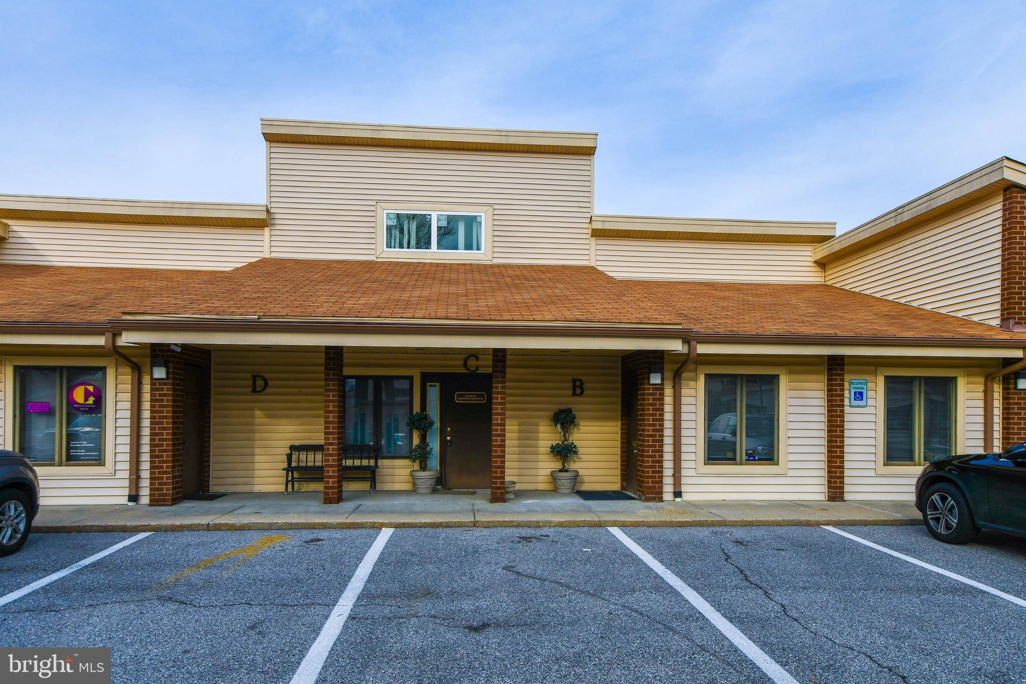 POINTER RIDGE AT COLLINGTON - Commercial Lease