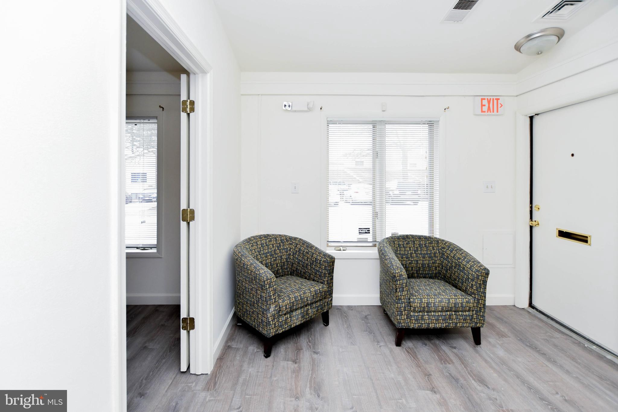 POINTER RIDGE AT COLLINGTON - Commercial Lease