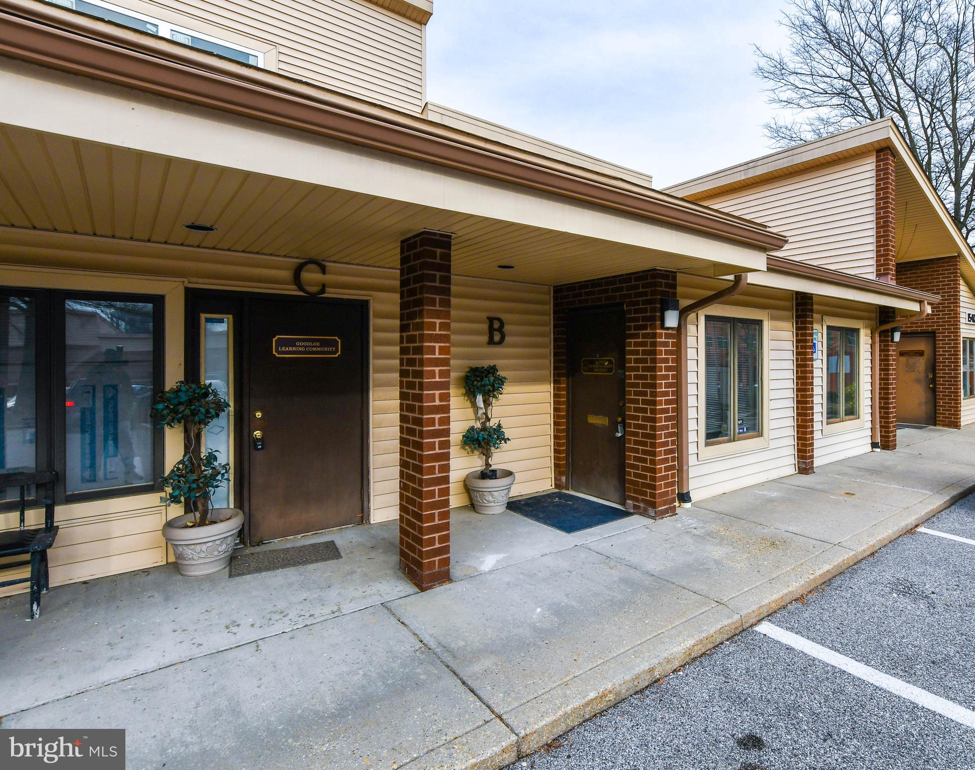 POINTER RIDGE AT COLLINGTON - Commercial Lease