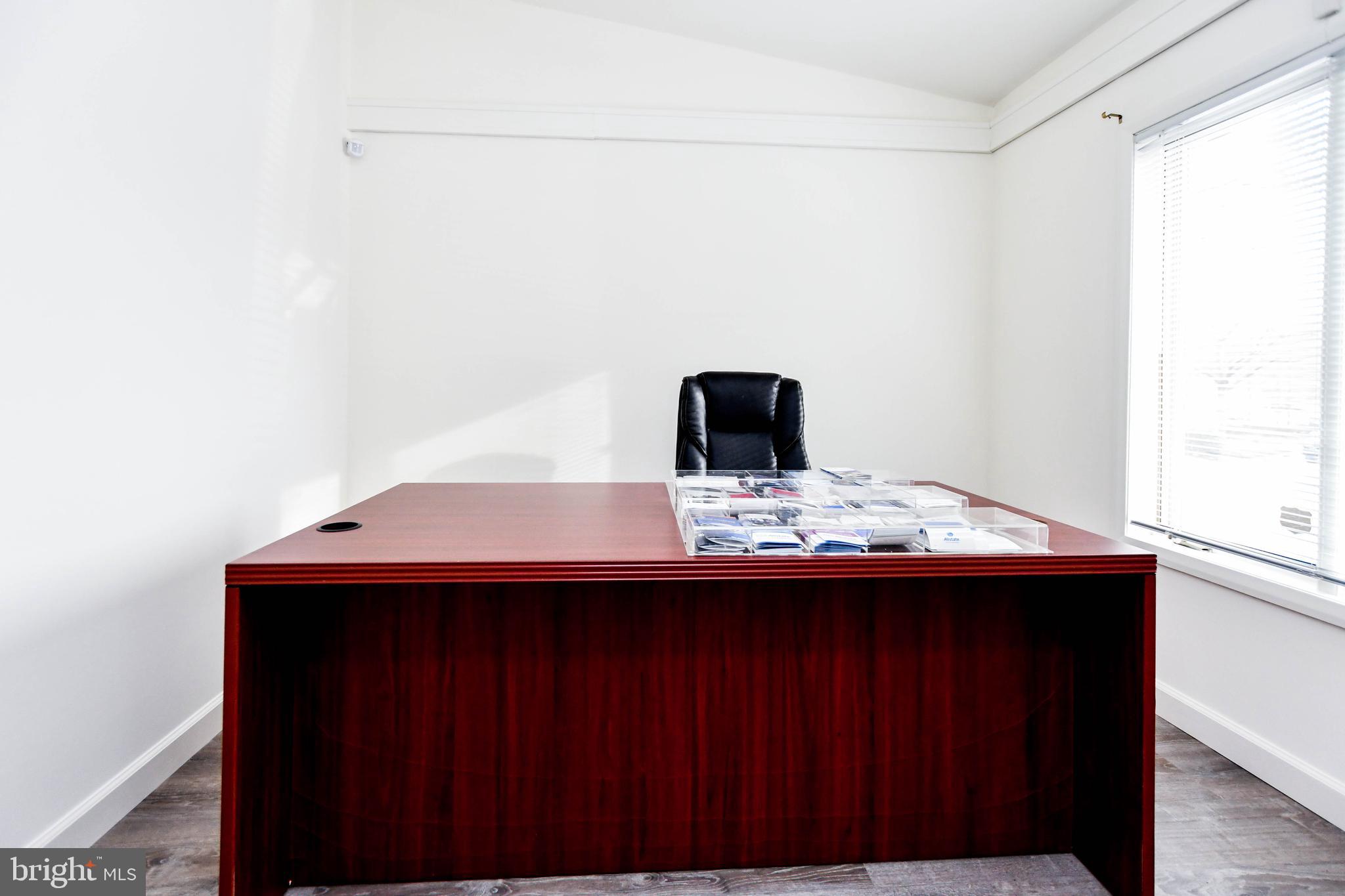 POINTER RIDGE AT COLLINGTON - Commercial Lease