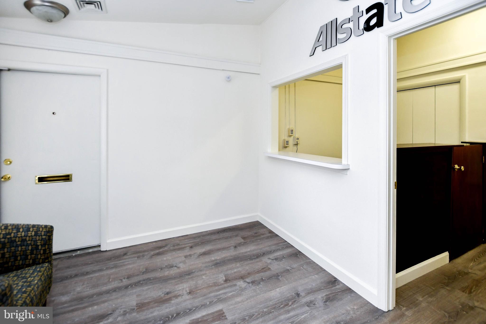 POINTER RIDGE AT COLLINGTON - Commercial Lease