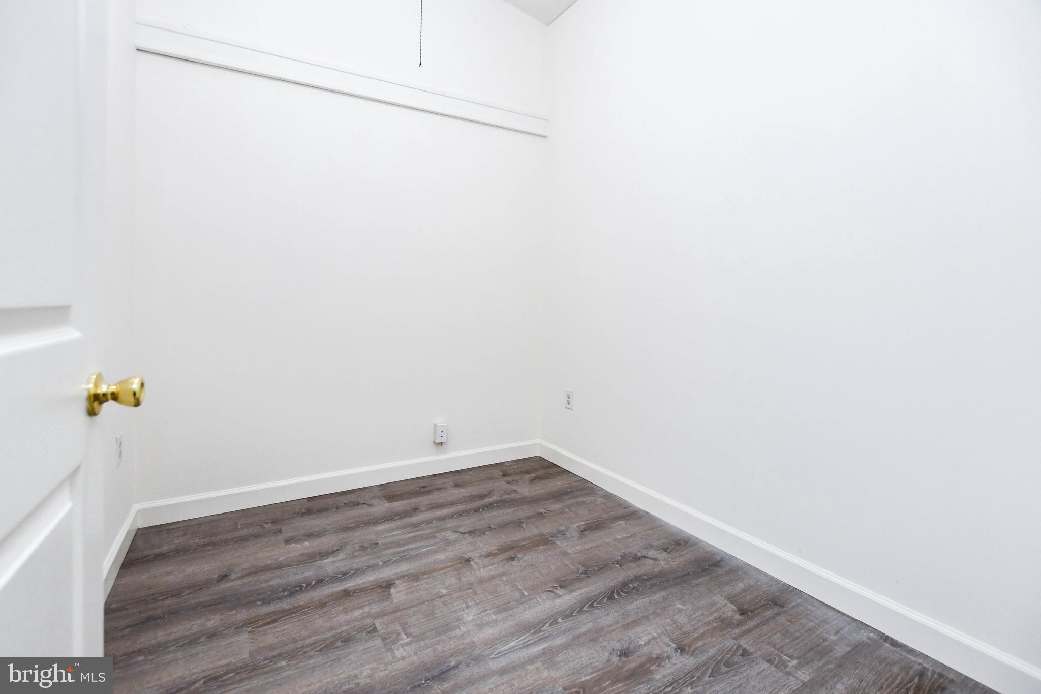 POINTER RIDGE AT COLLINGTON - Commercial Lease