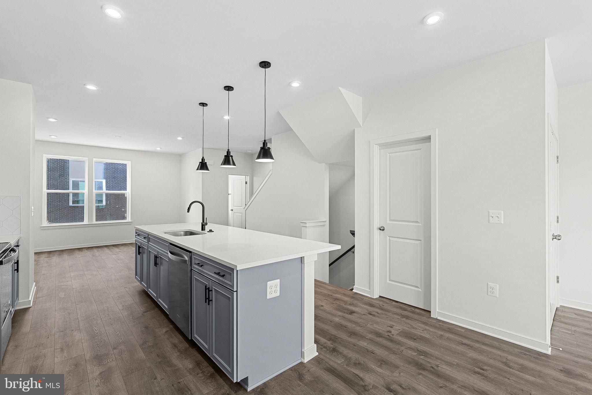 CASCADE LANDING - Residential