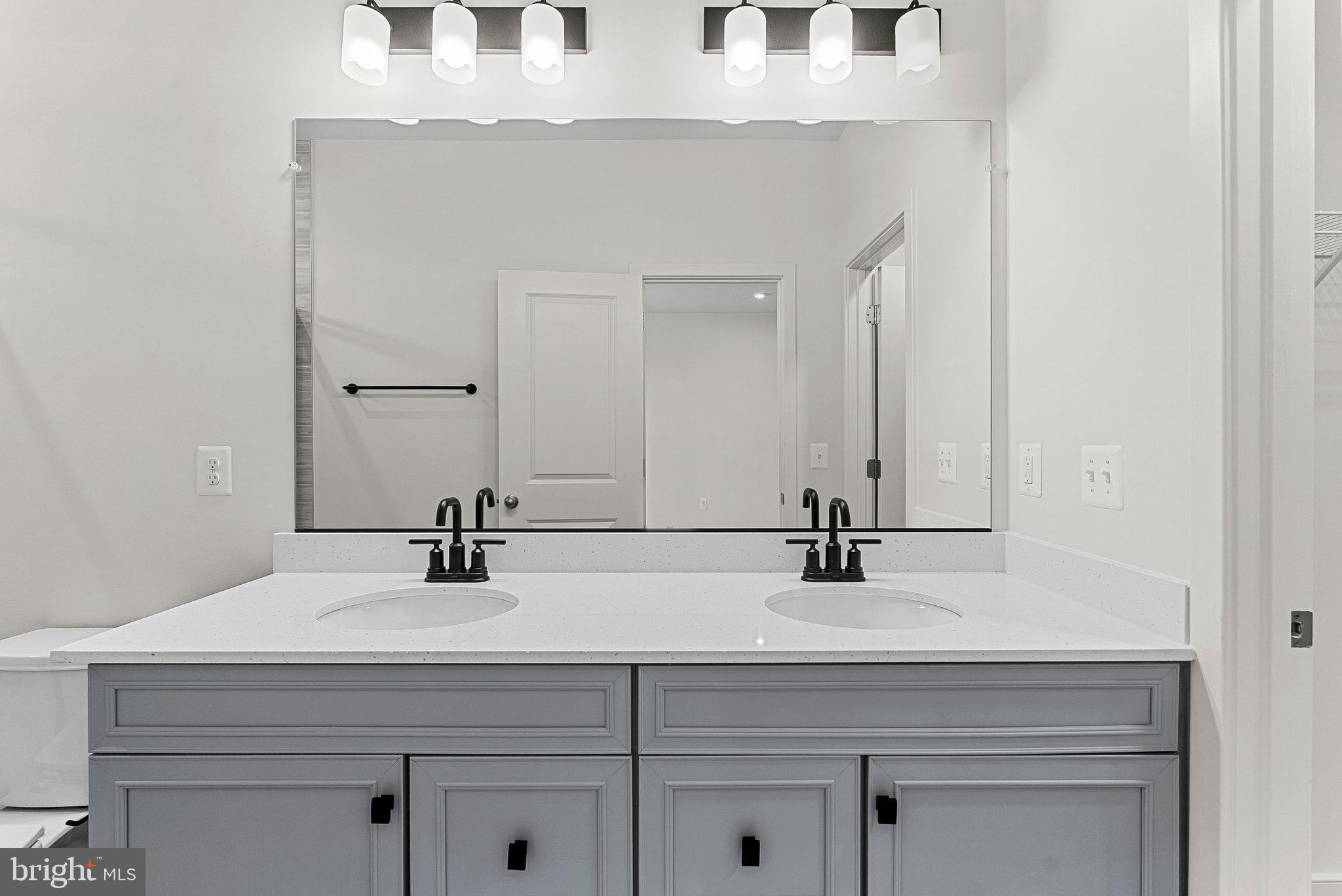 CASCADE LANDING - Residential