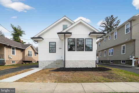 210 CARLISLE ROAD AUDUBON NJ 08106