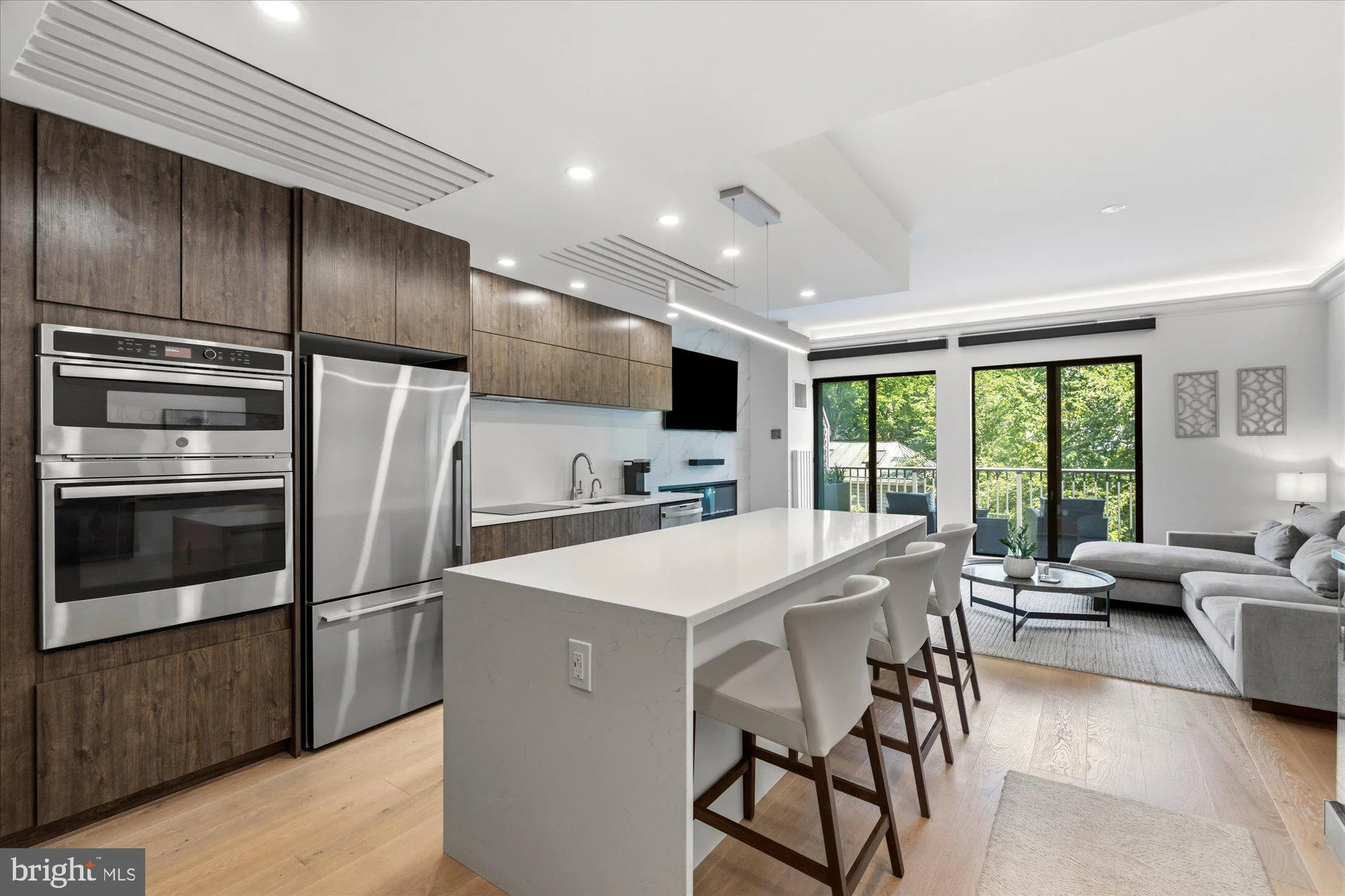 3251 Prospect Street NW Unit 304