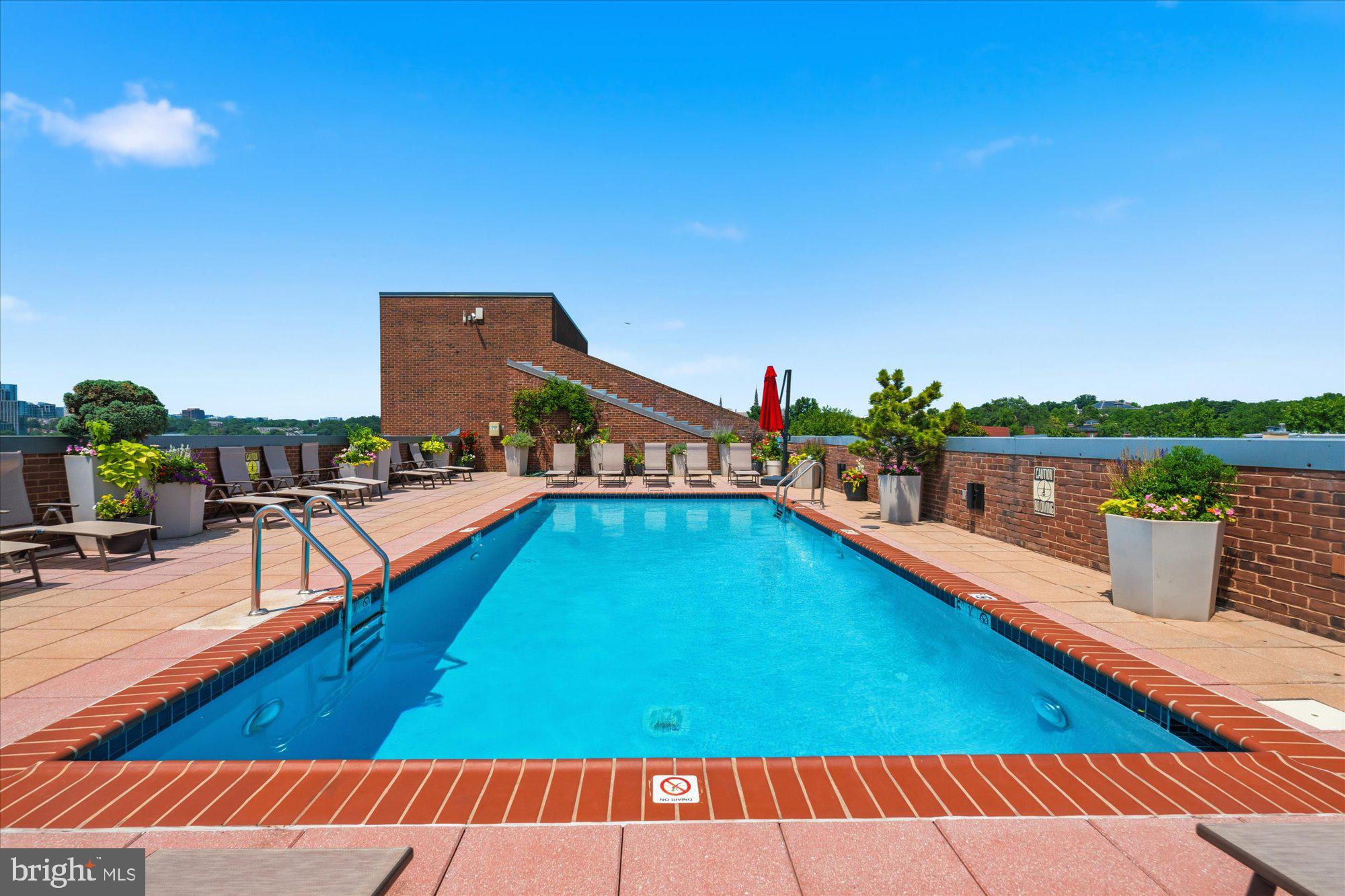 3251 PROSPECT STREET NW 304