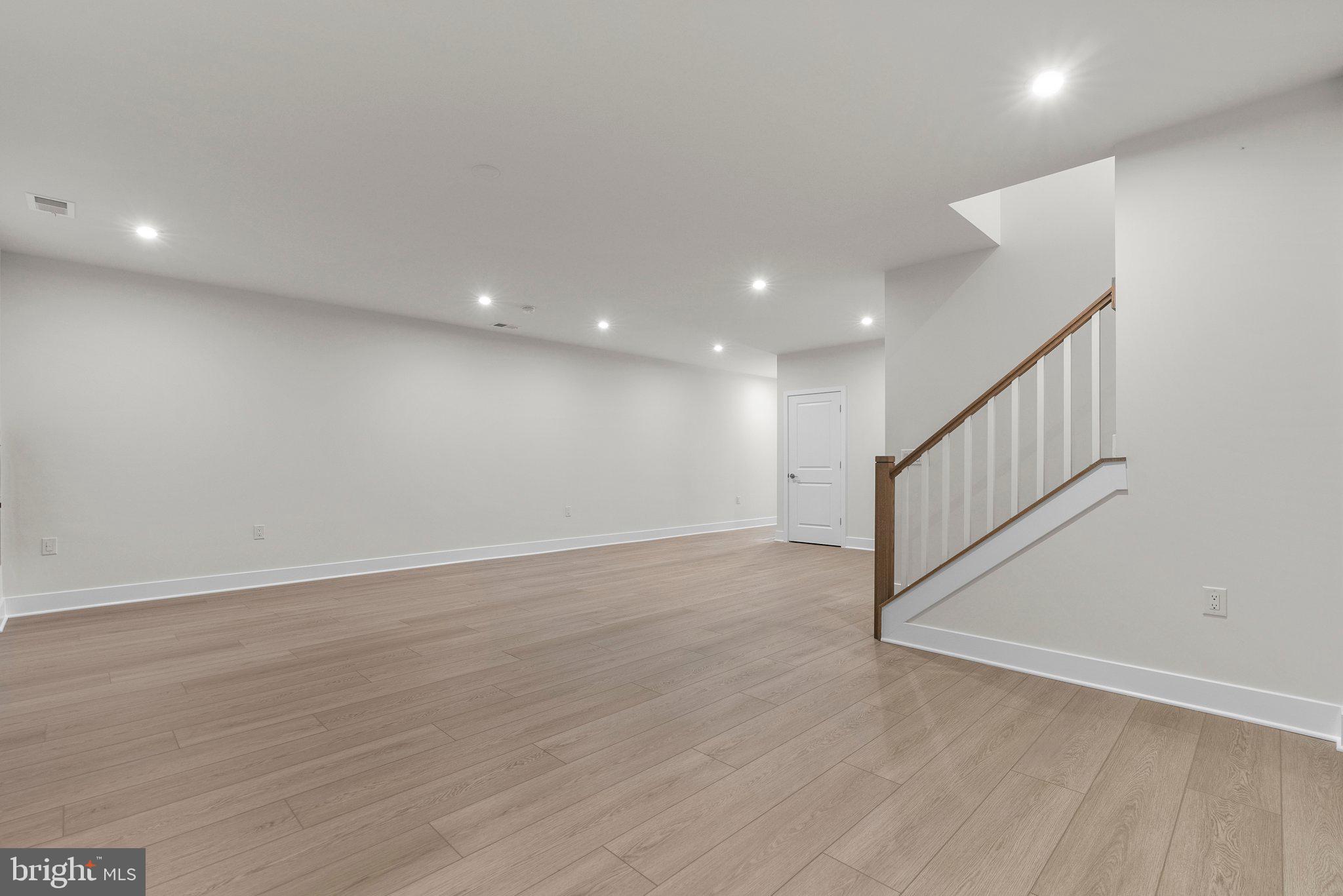 LOUDOUN - Residential