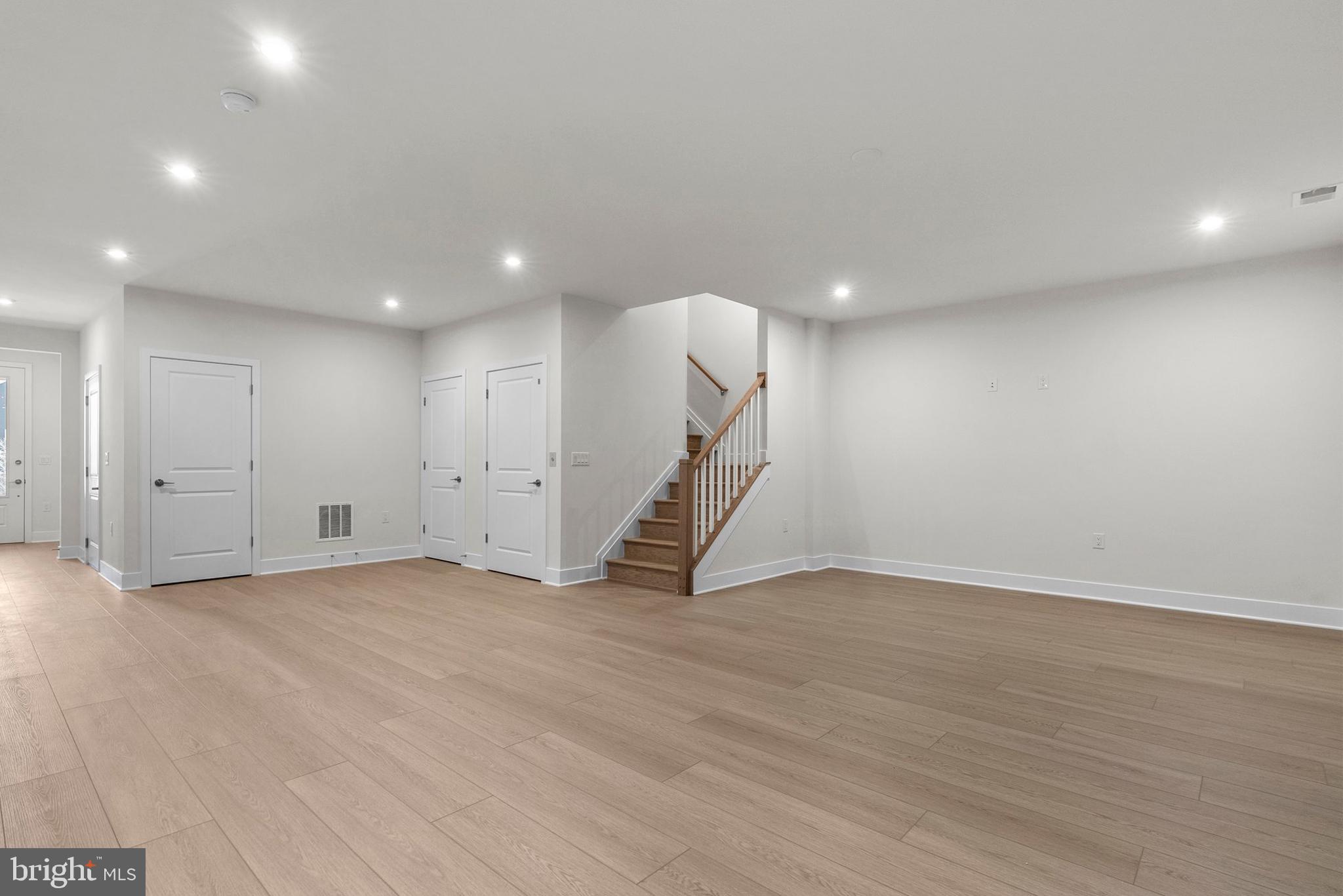 LOUDOUN - Residential