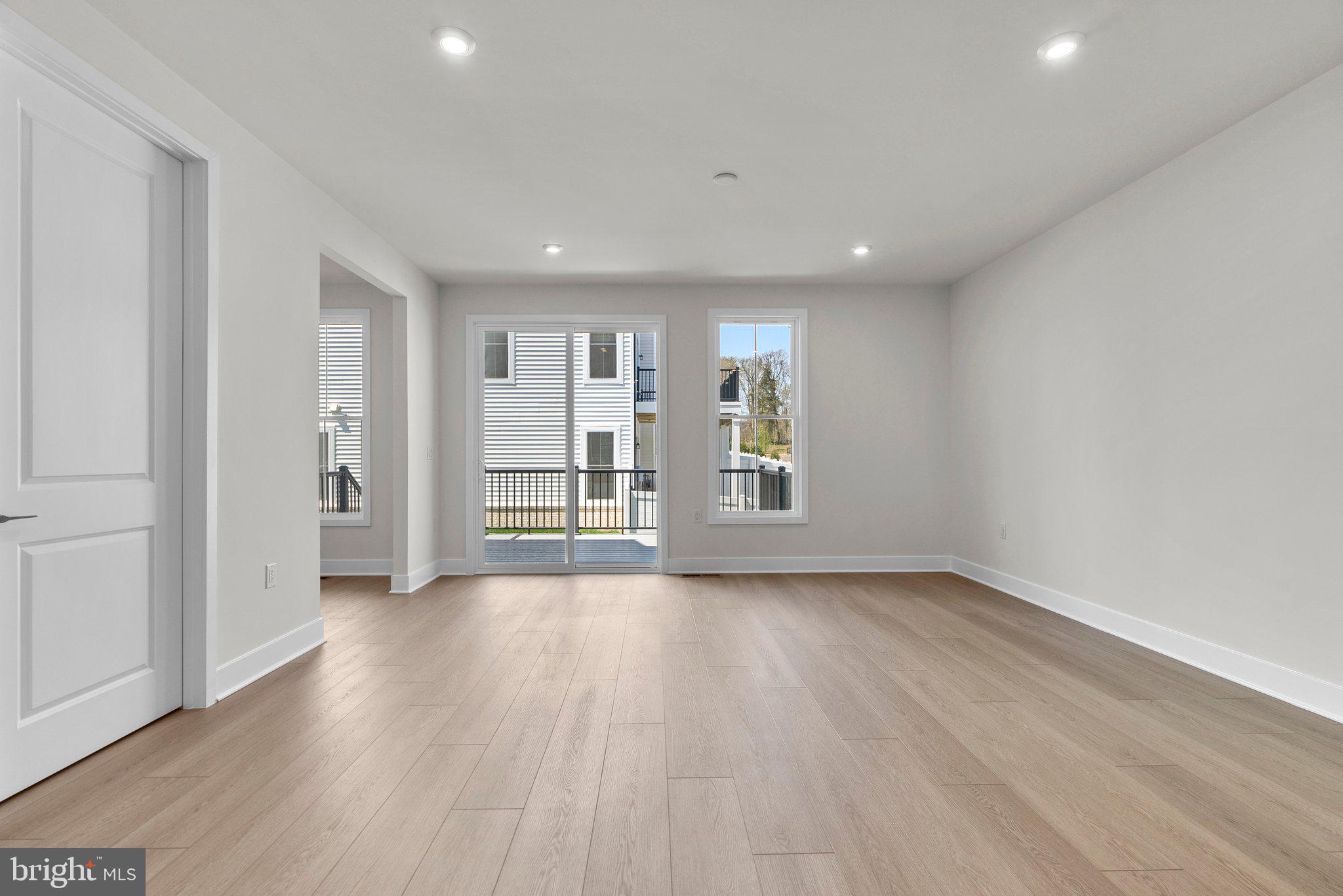 LOUDOUN - Residential