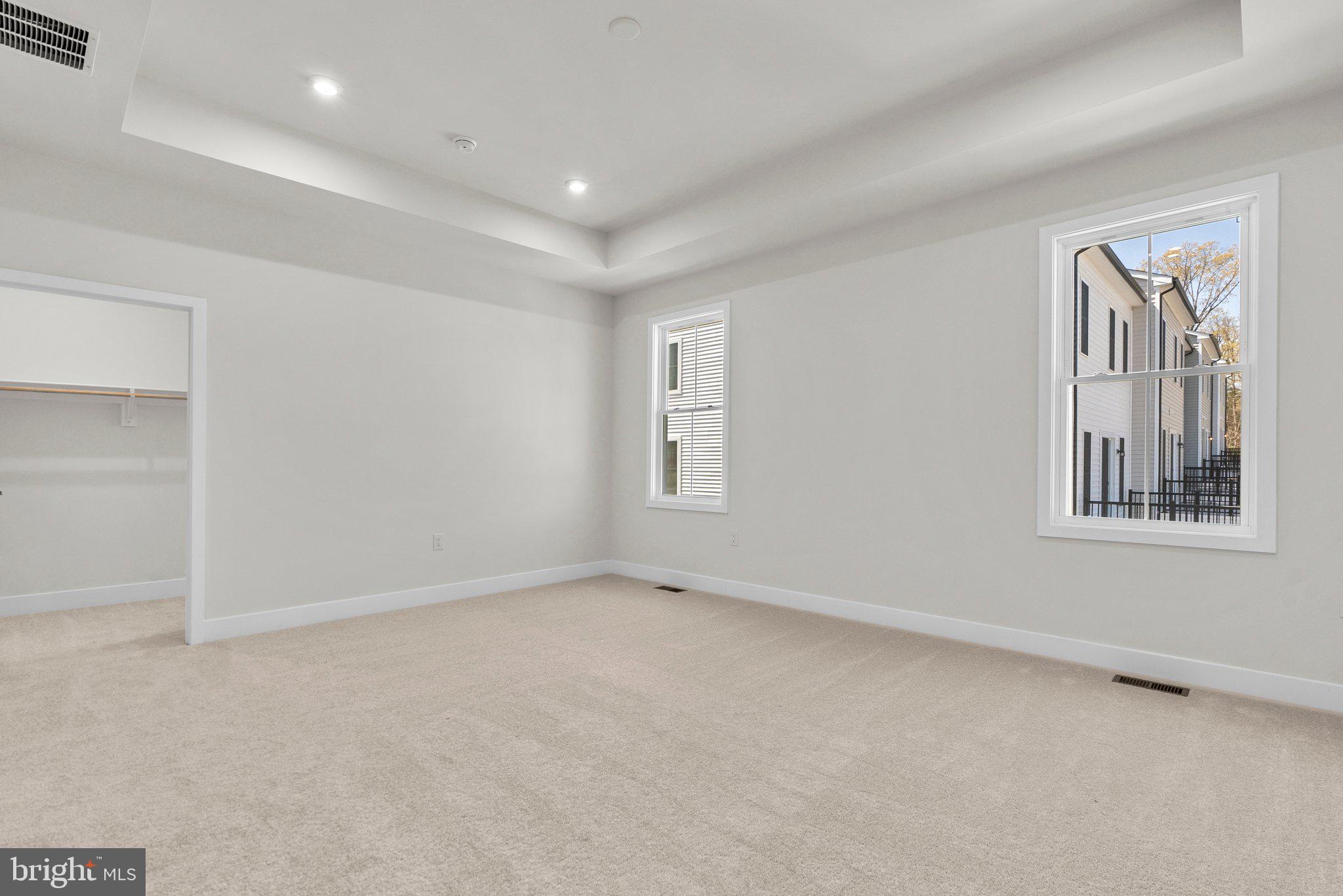 LOUDOUN - Residential