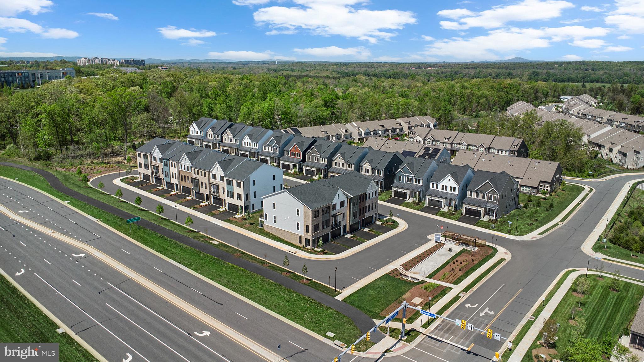 LOUDOUN - Residential