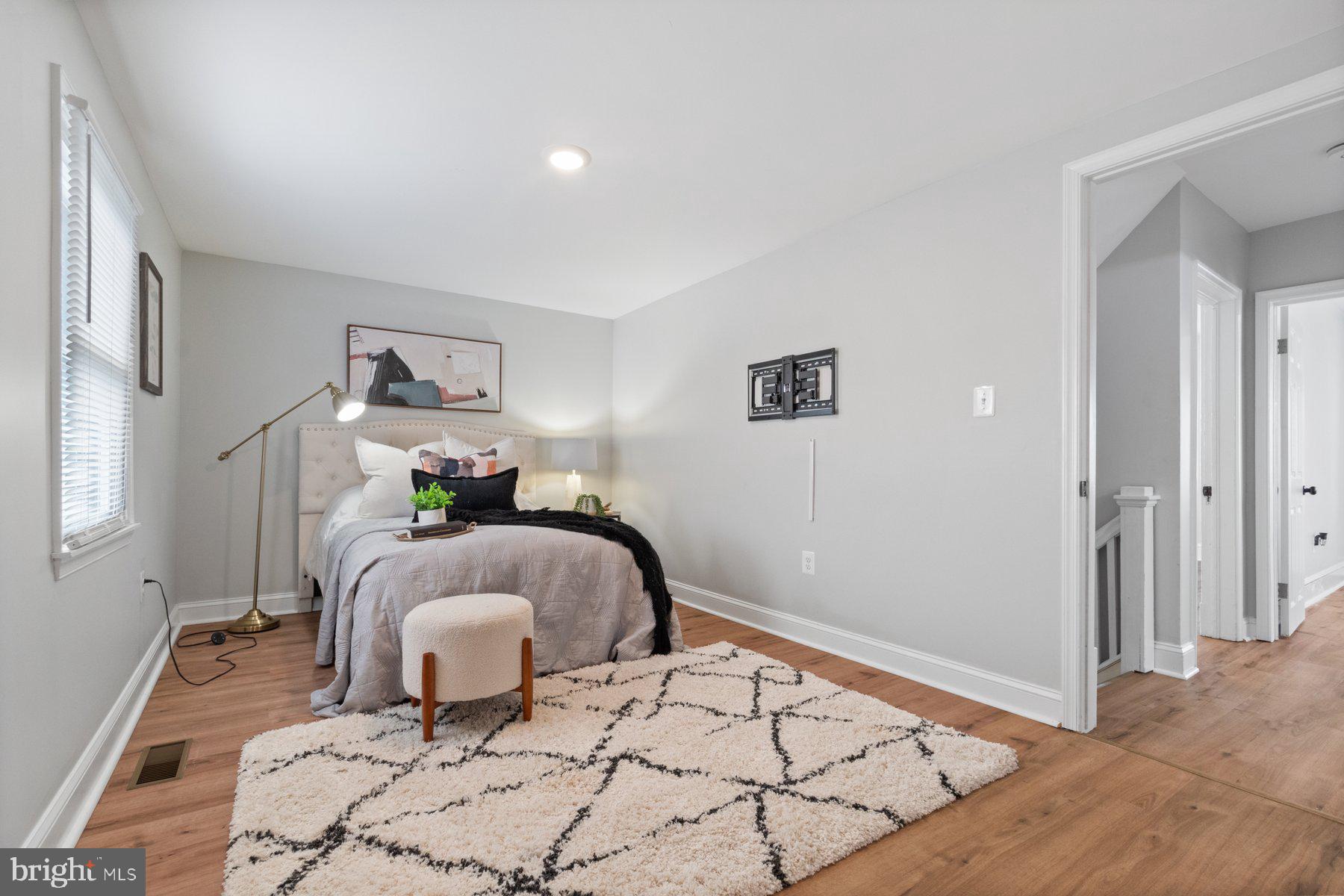 RIDGEWOOD - Residential