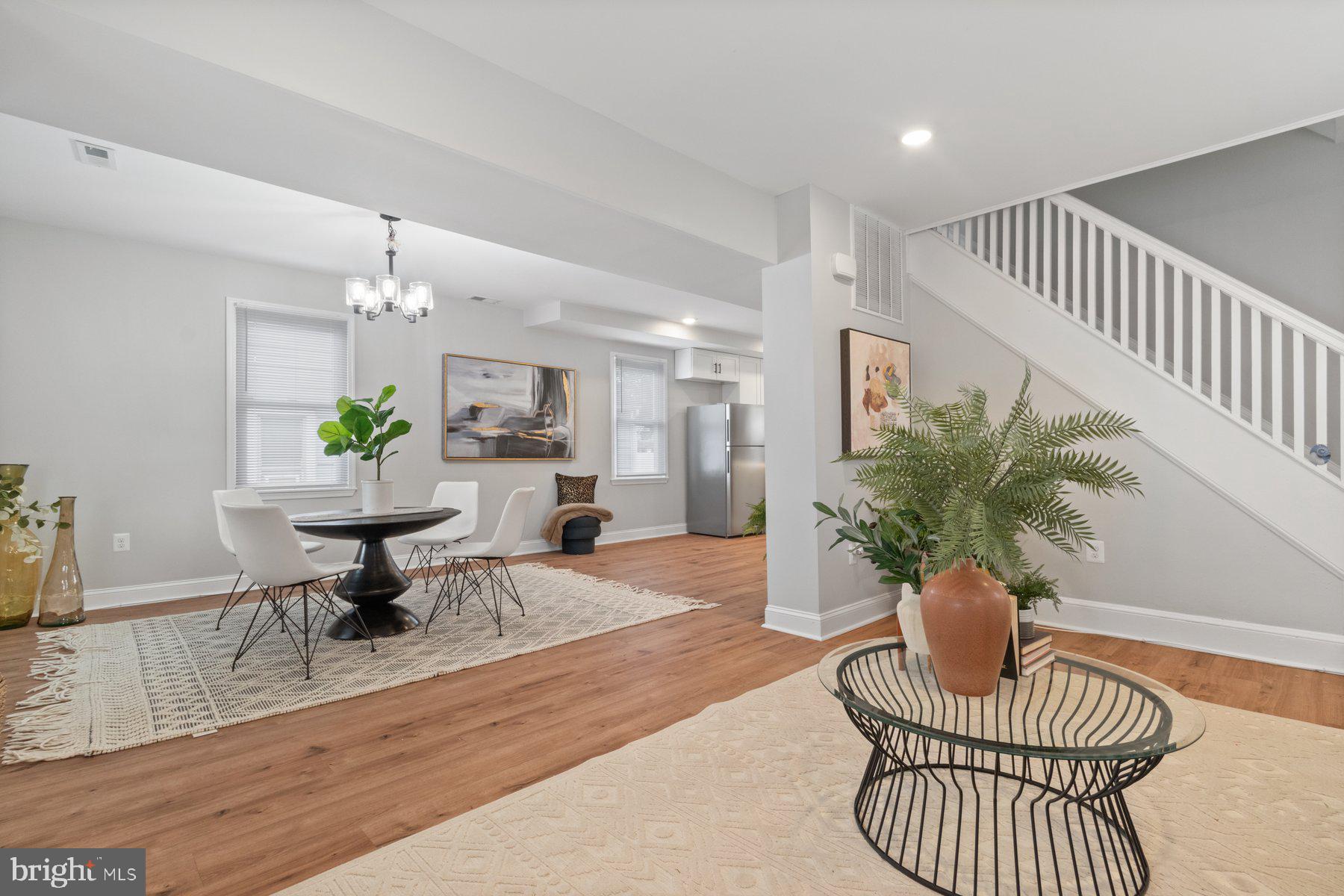 RIDGEWOOD - Residential