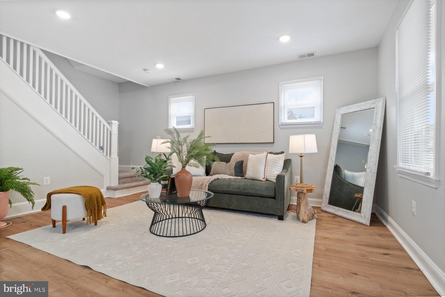 RIDGEWOOD - Residential