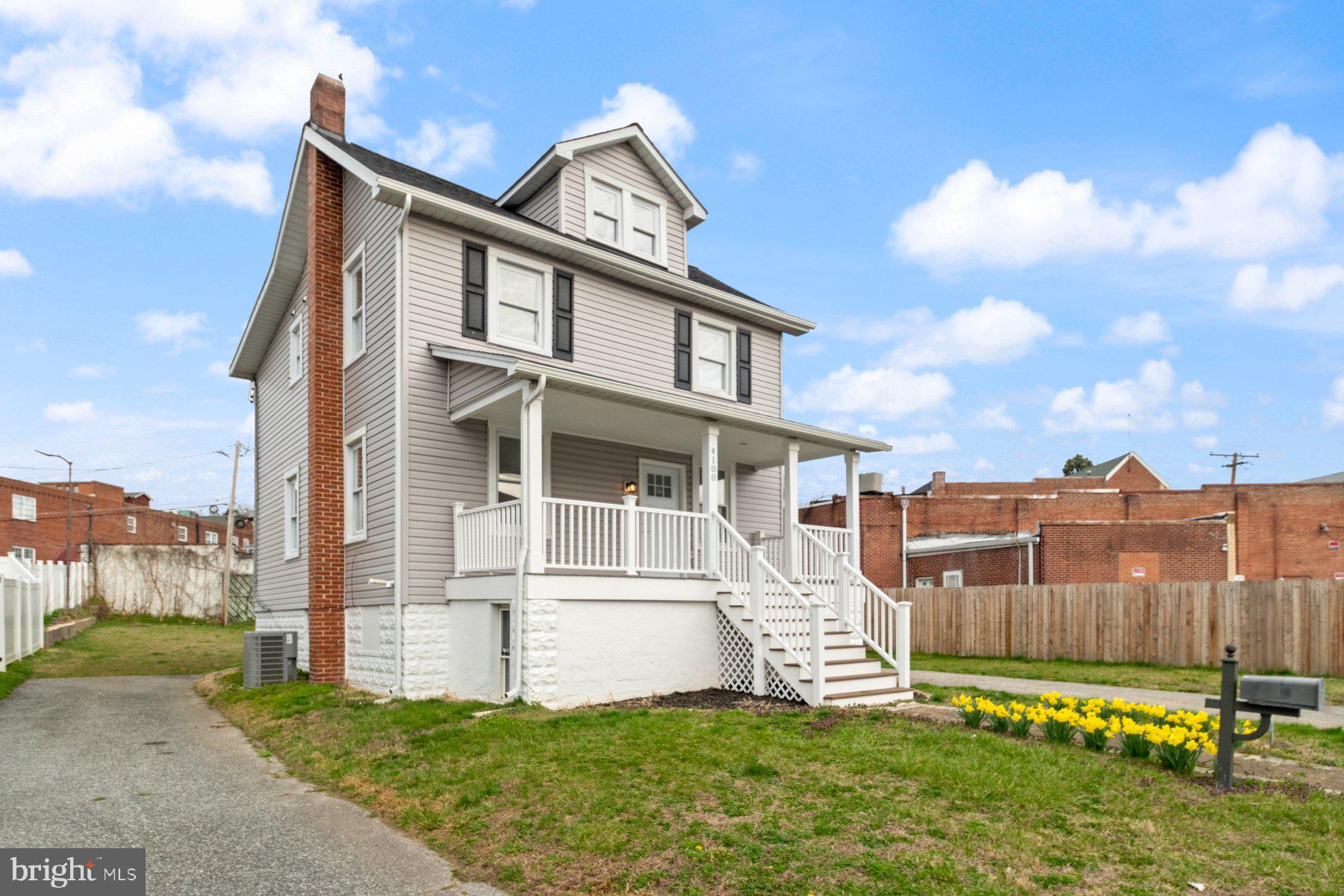RIDGEWOOD - Residential