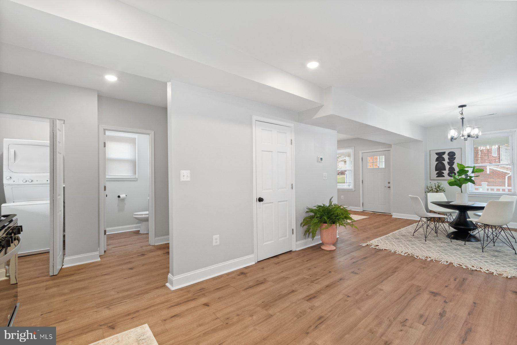 RIDGEWOOD - Residential