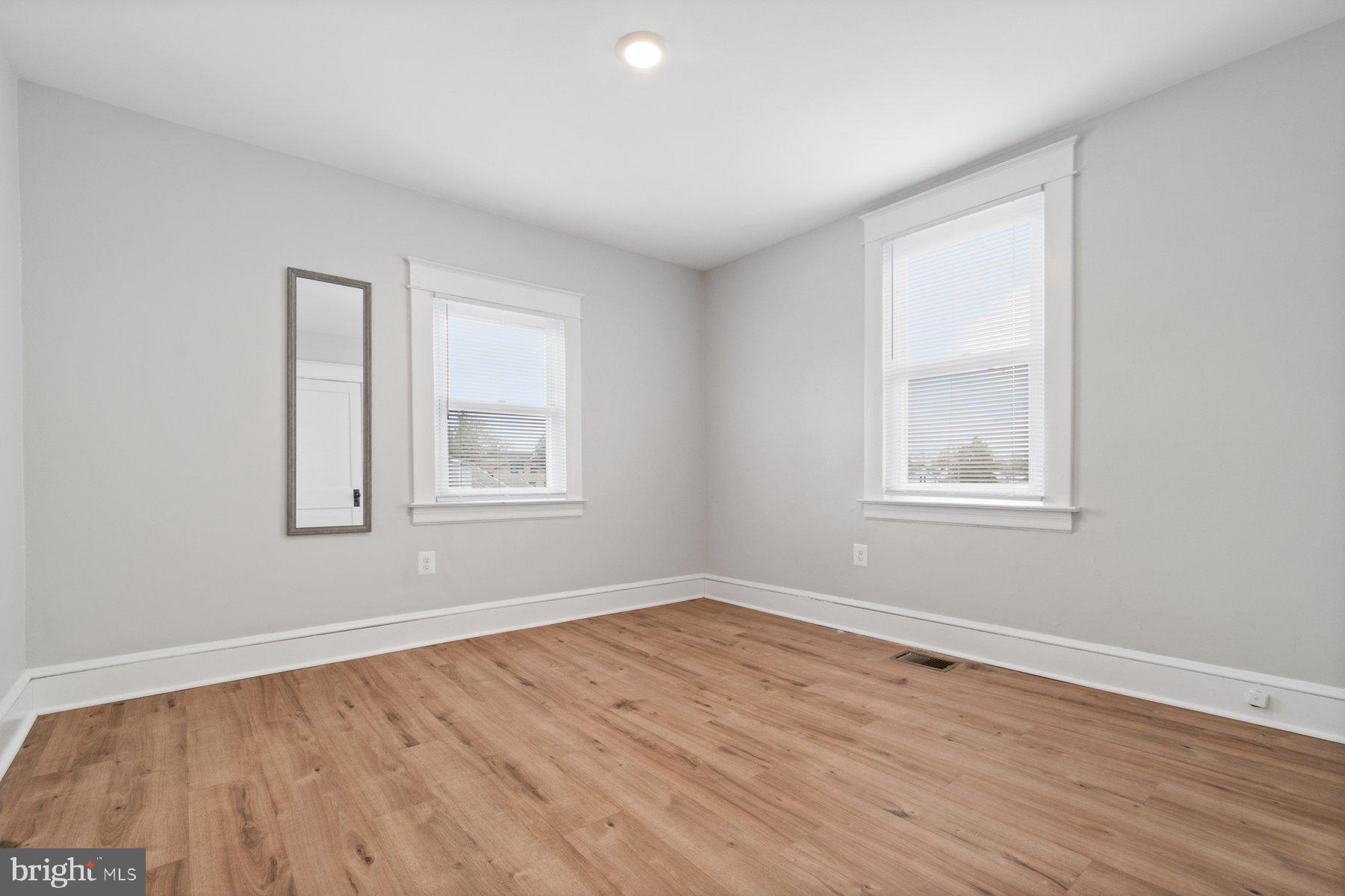 RIDGEWOOD - Residential