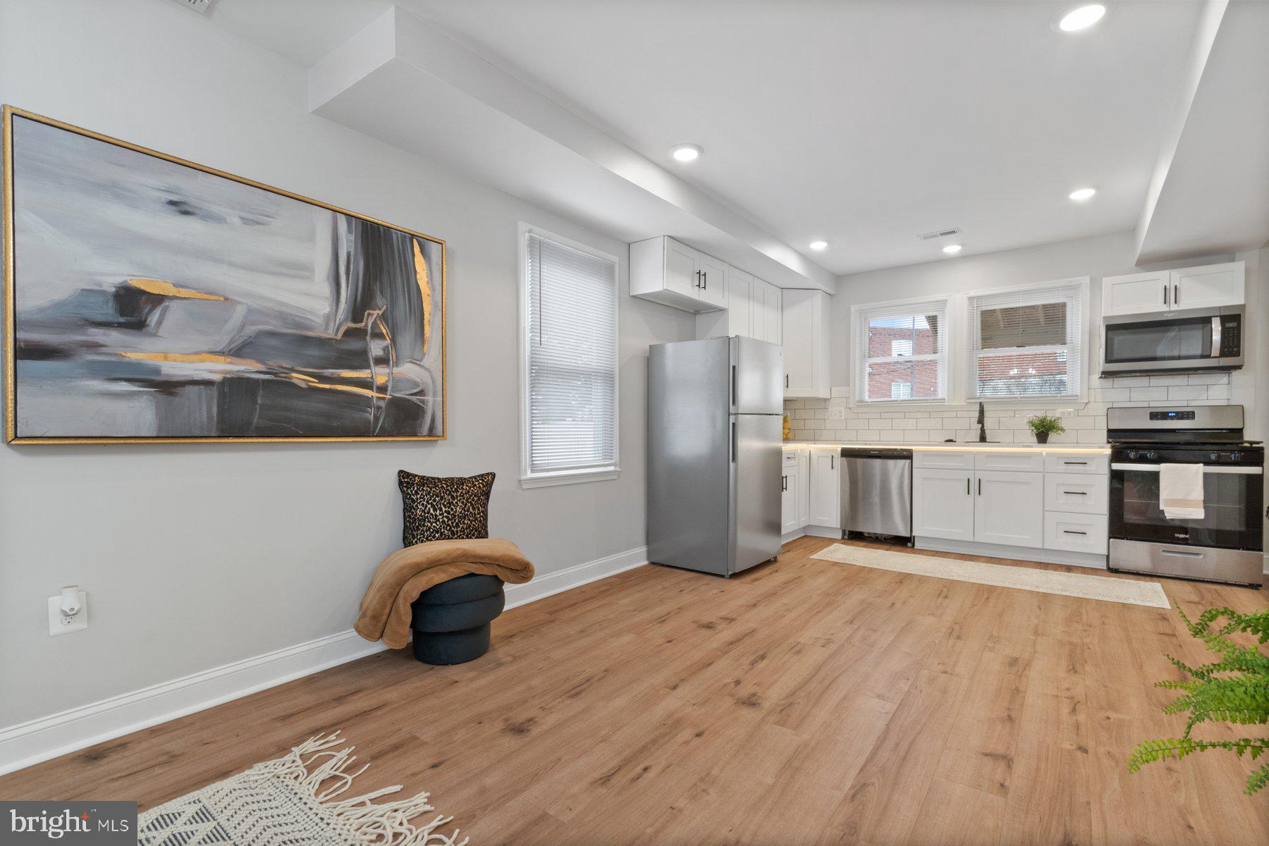 RIDGEWOOD - Residential