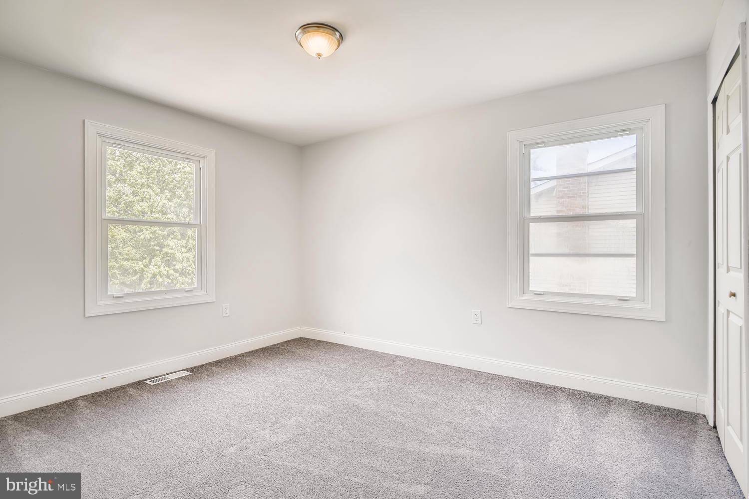 EDGEWATER VILLAGE - Residential