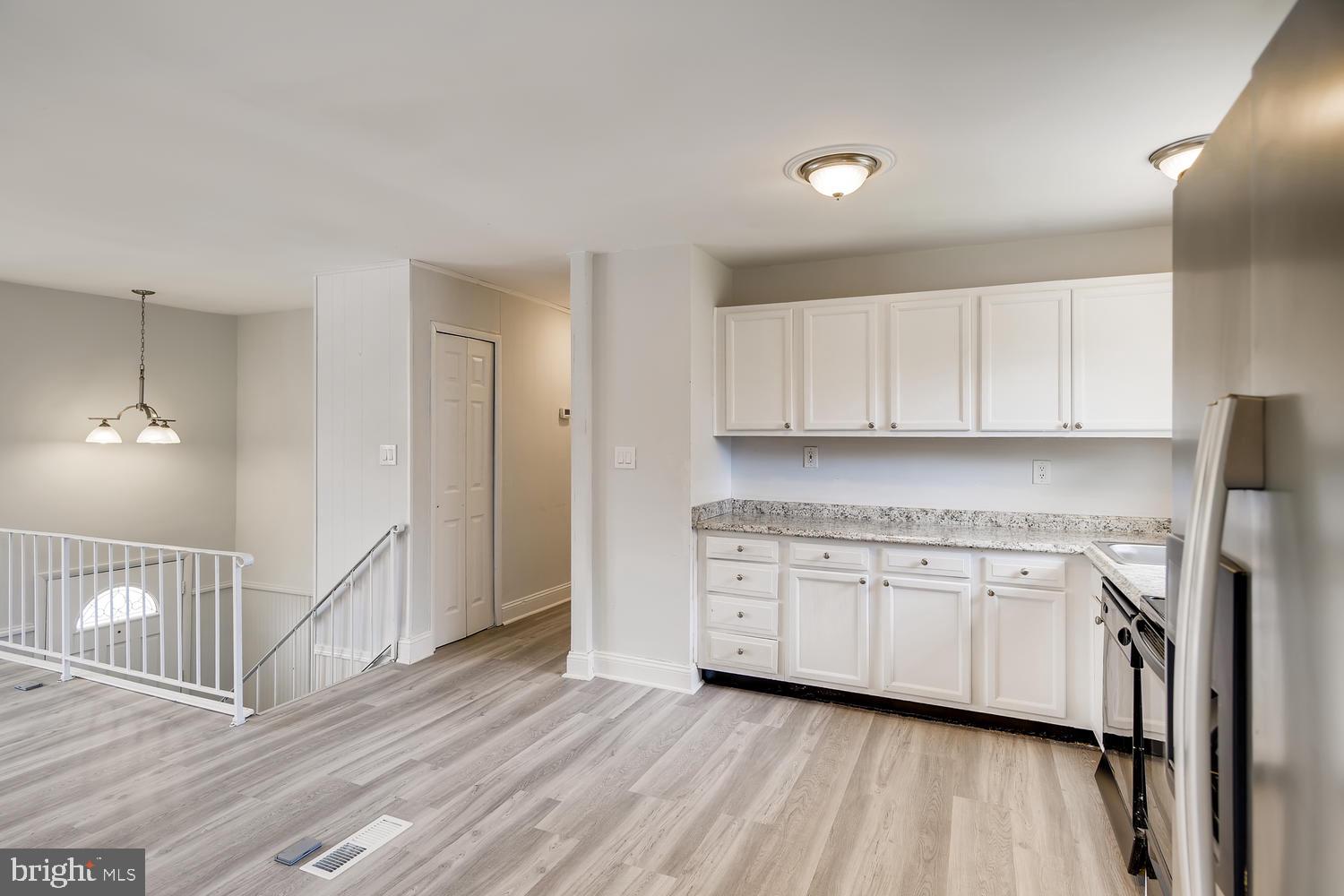 EDGEWATER VILLAGE - Residential