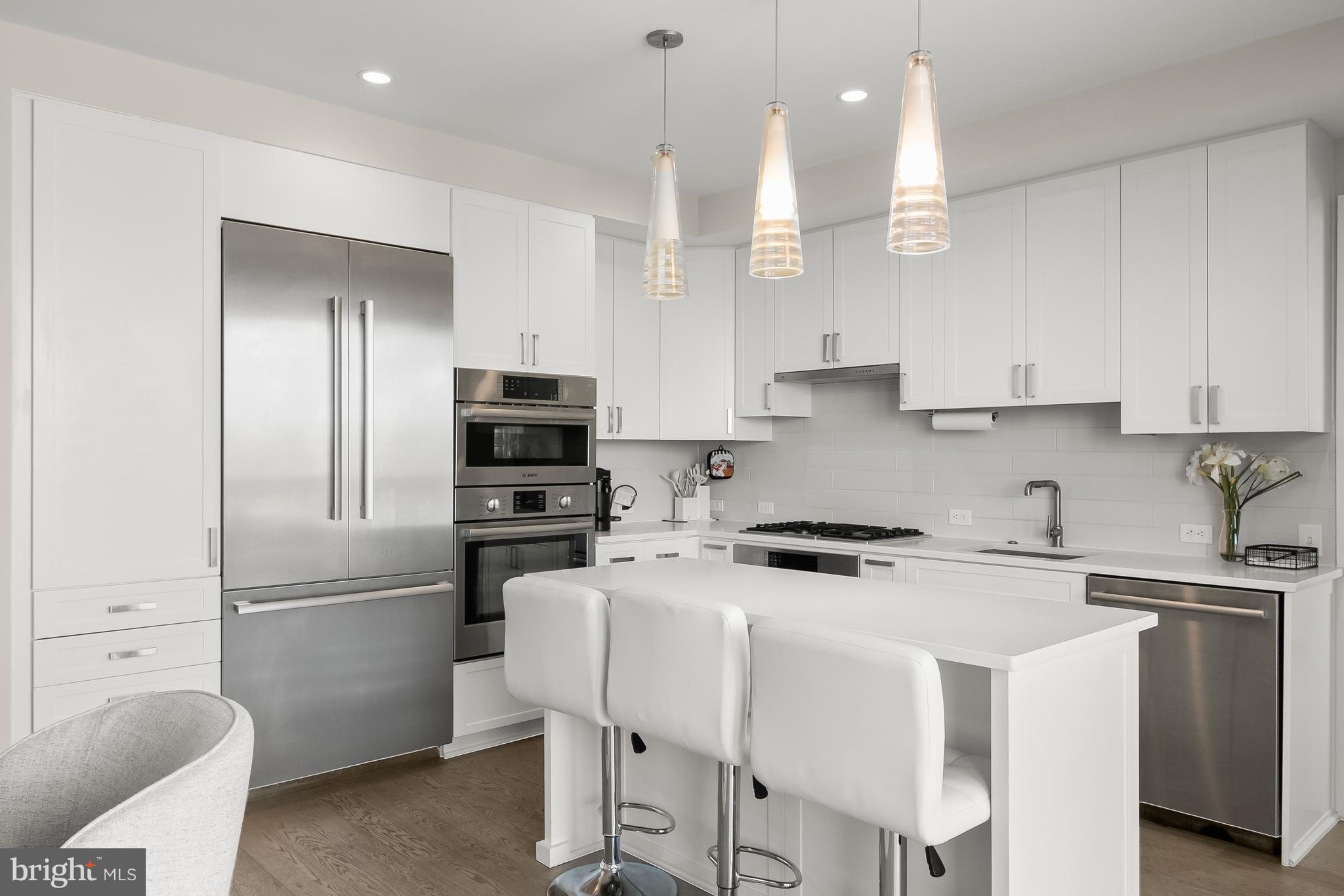 DOWNTOWN BETHESDA - Residential