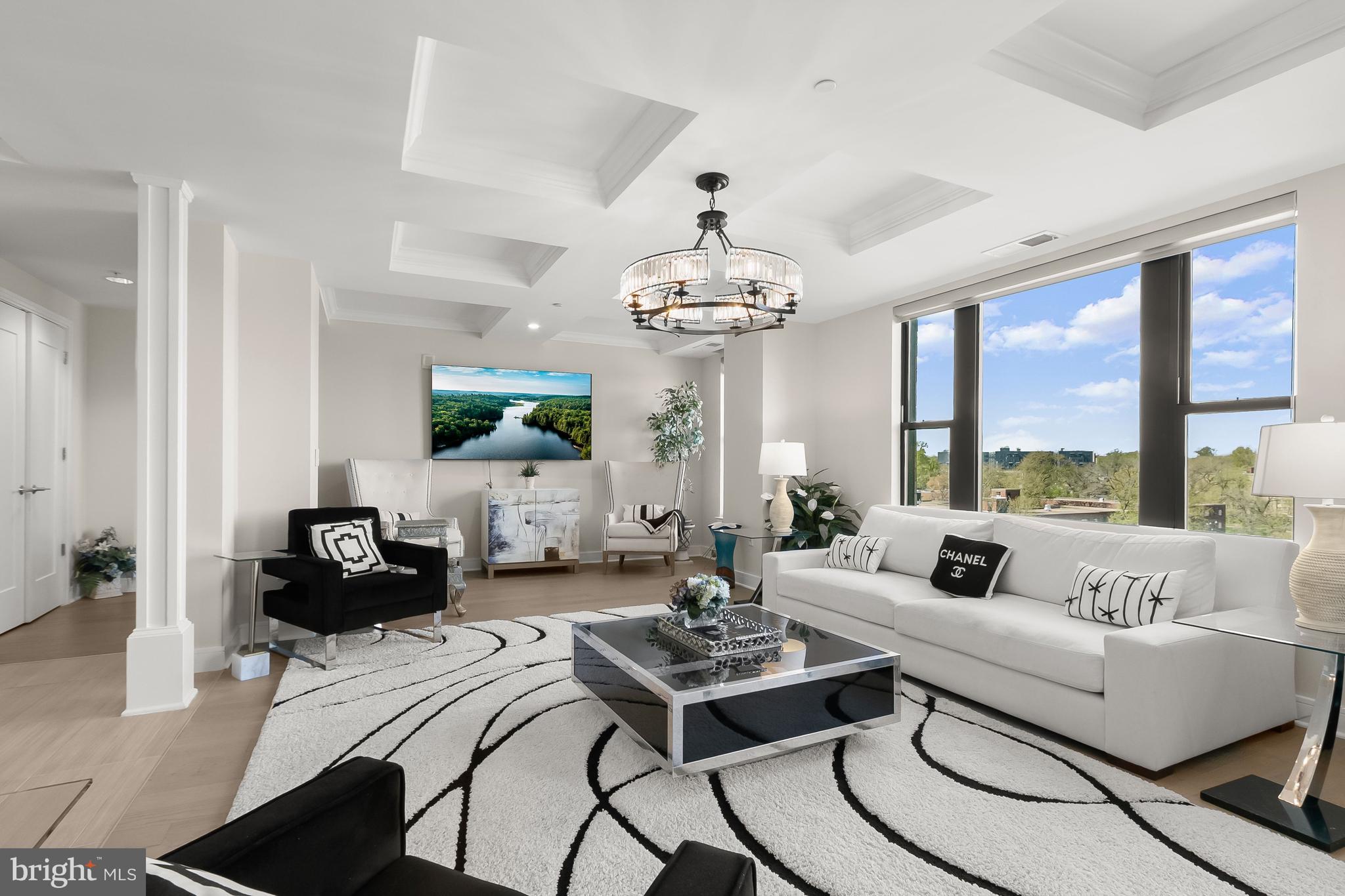 DOWNTOWN BETHESDA - Residential