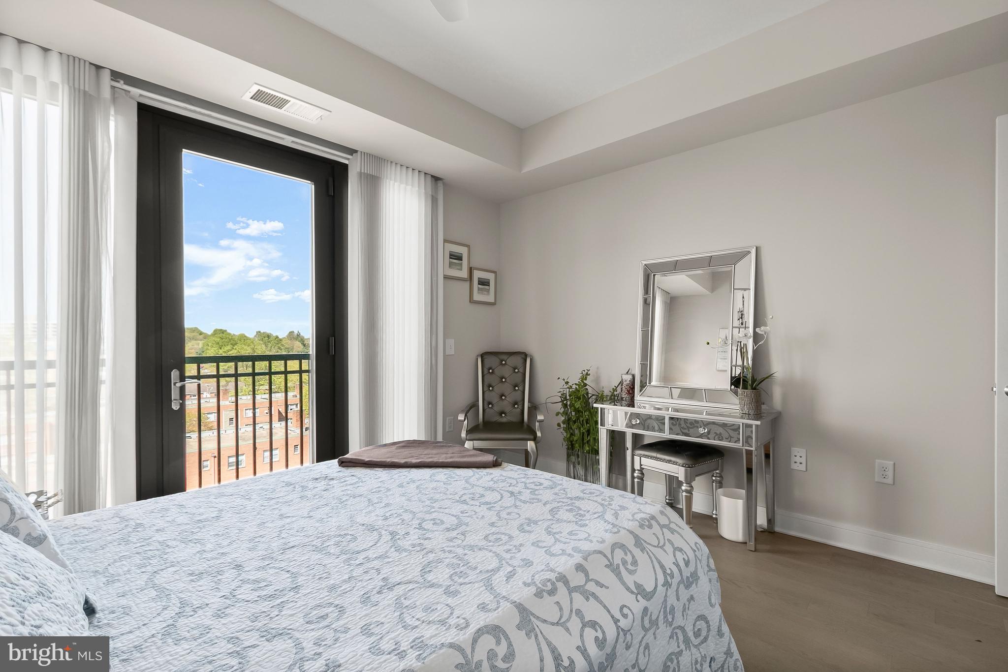 DOWNTOWN BETHESDA - Residential