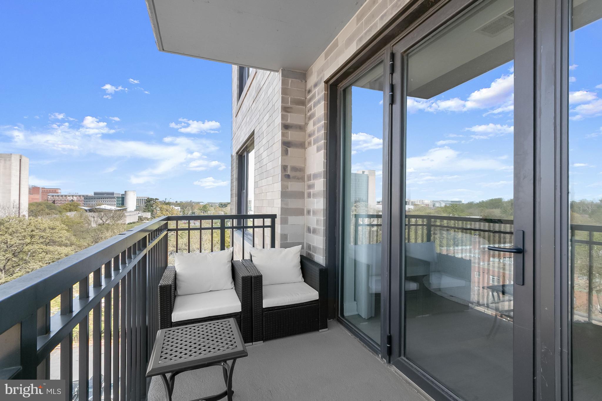 DOWNTOWN BETHESDA - Residential