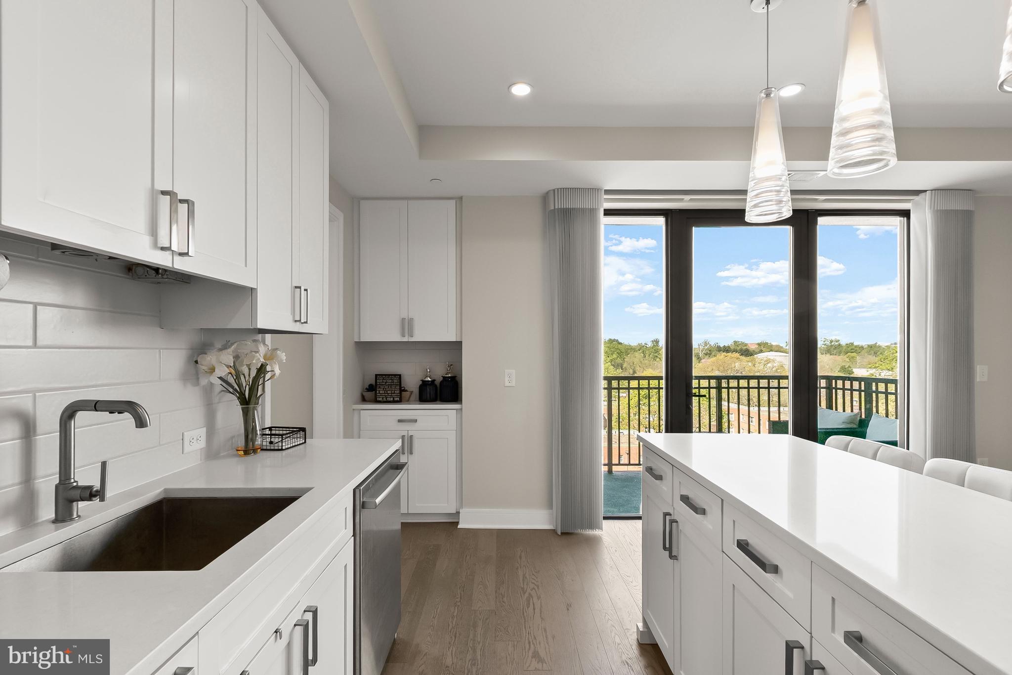 DOWNTOWN BETHESDA - Residential