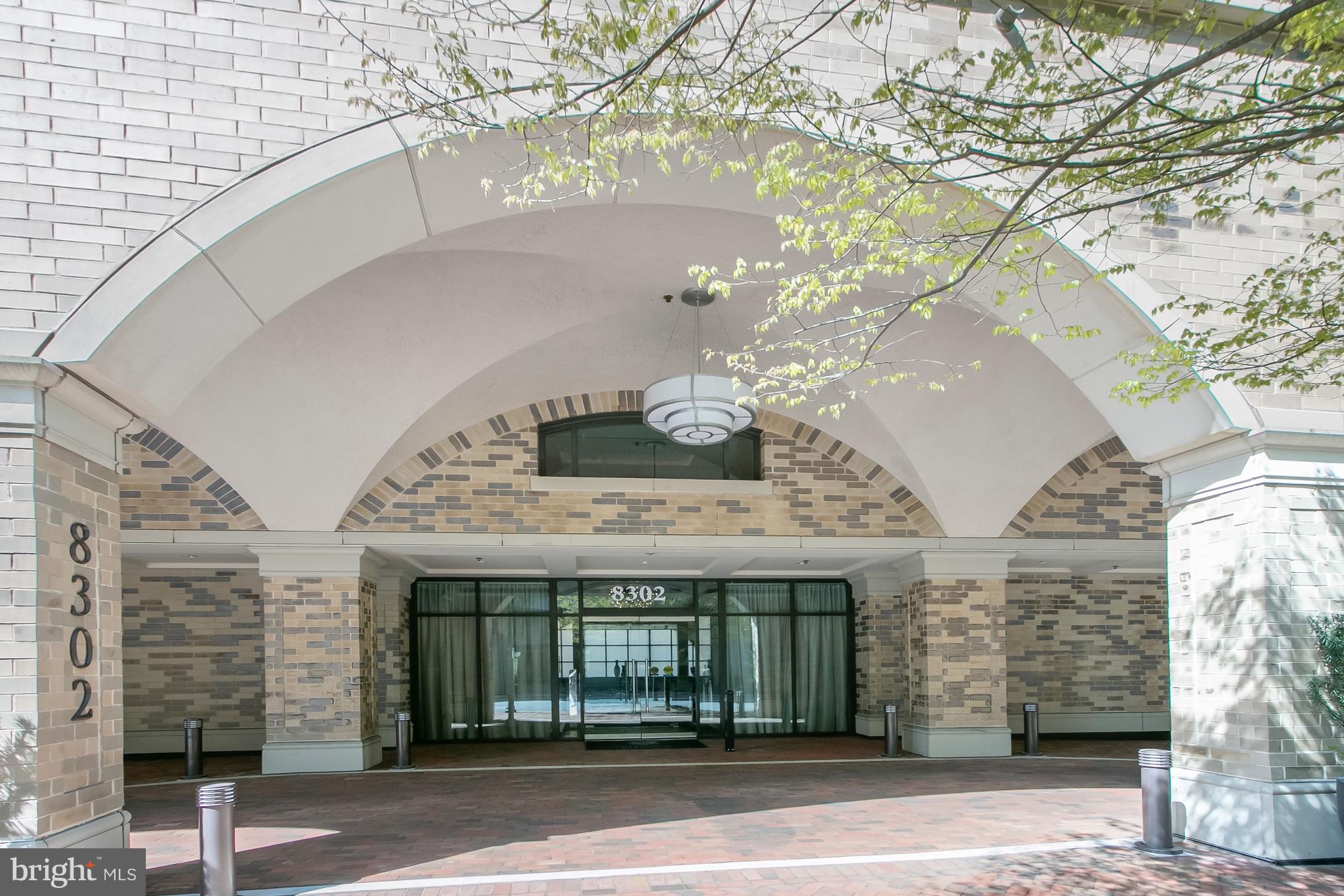 DOWNTOWN BETHESDA - Residential