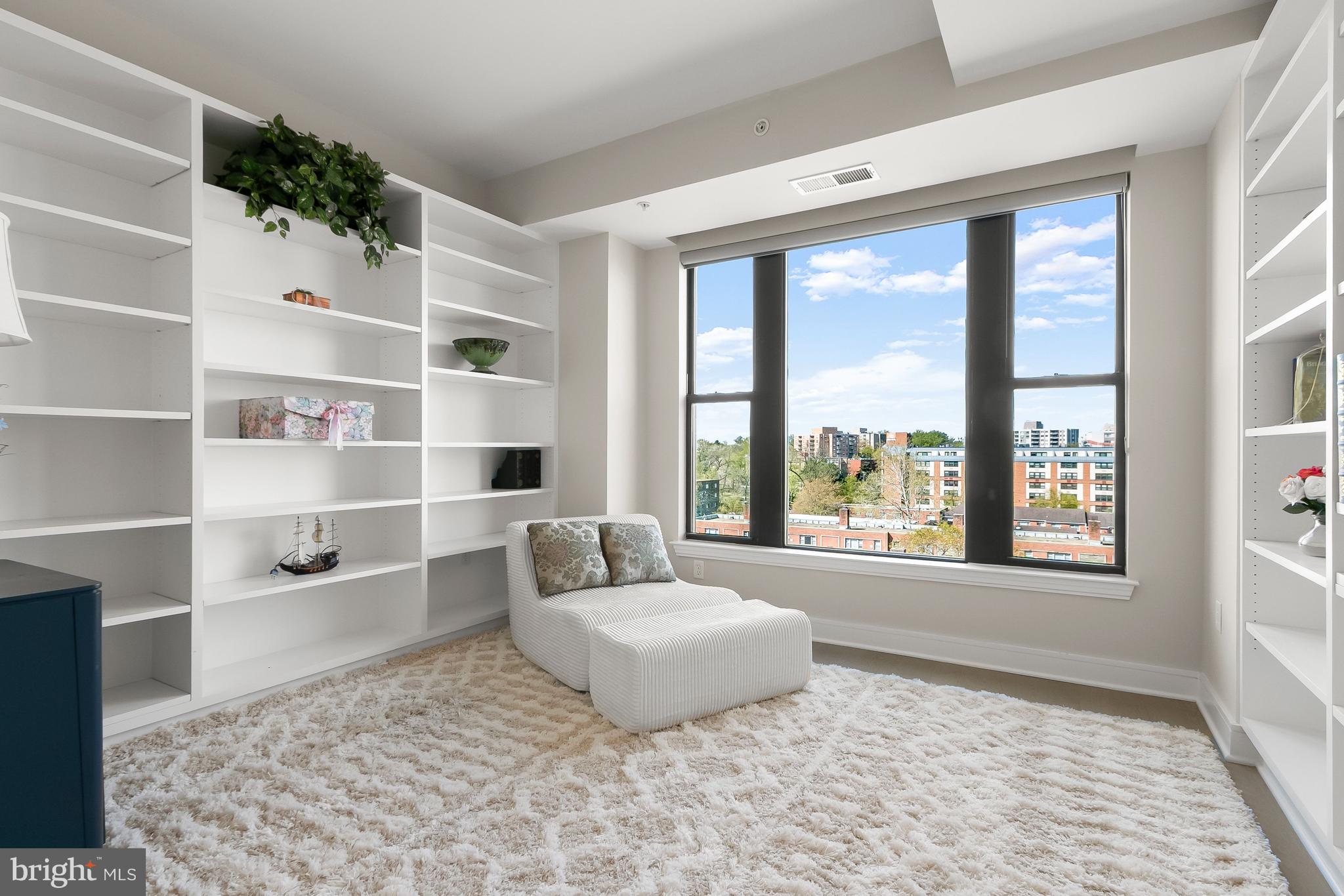 DOWNTOWN BETHESDA - Residential