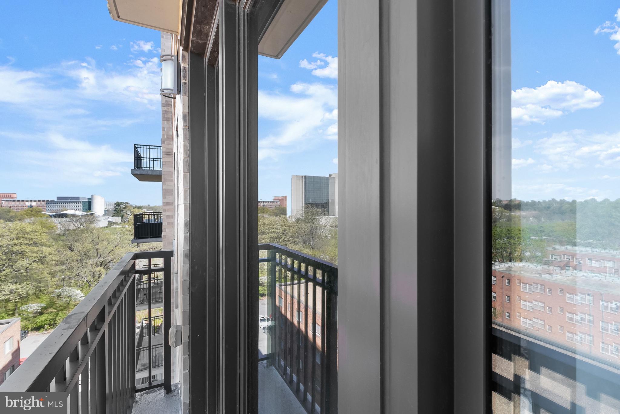 DOWNTOWN BETHESDA - Residential