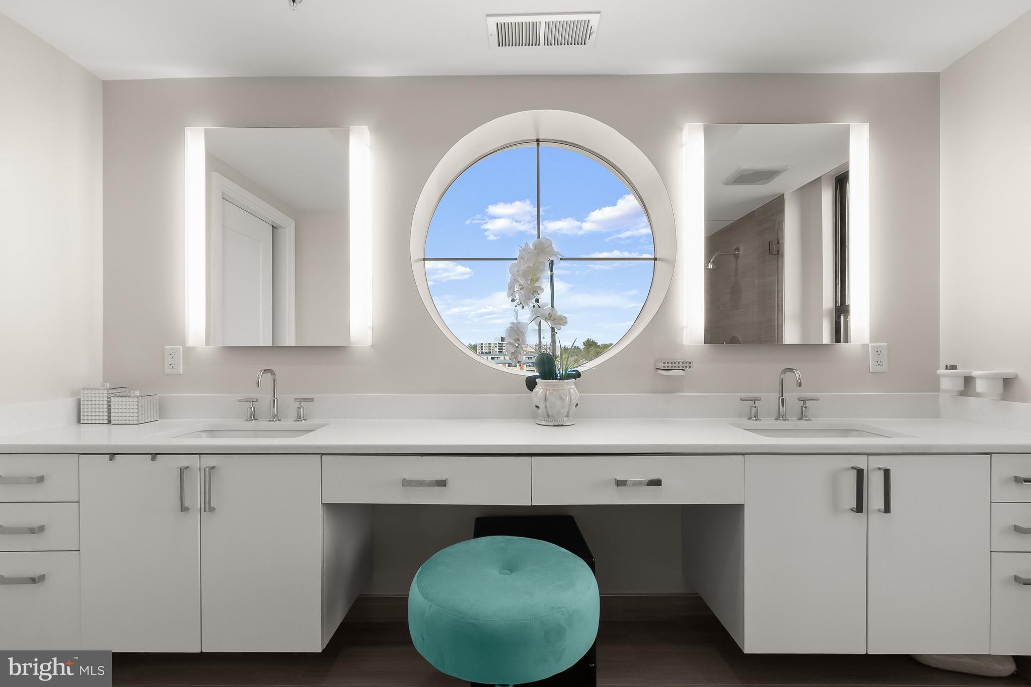 DOWNTOWN BETHESDA - Residential