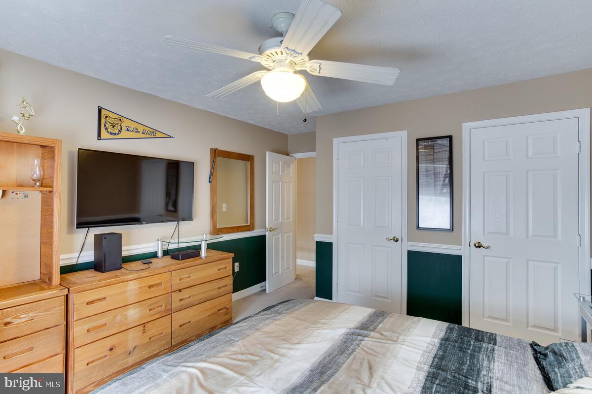 ARAGONA VILLAGE - Residential