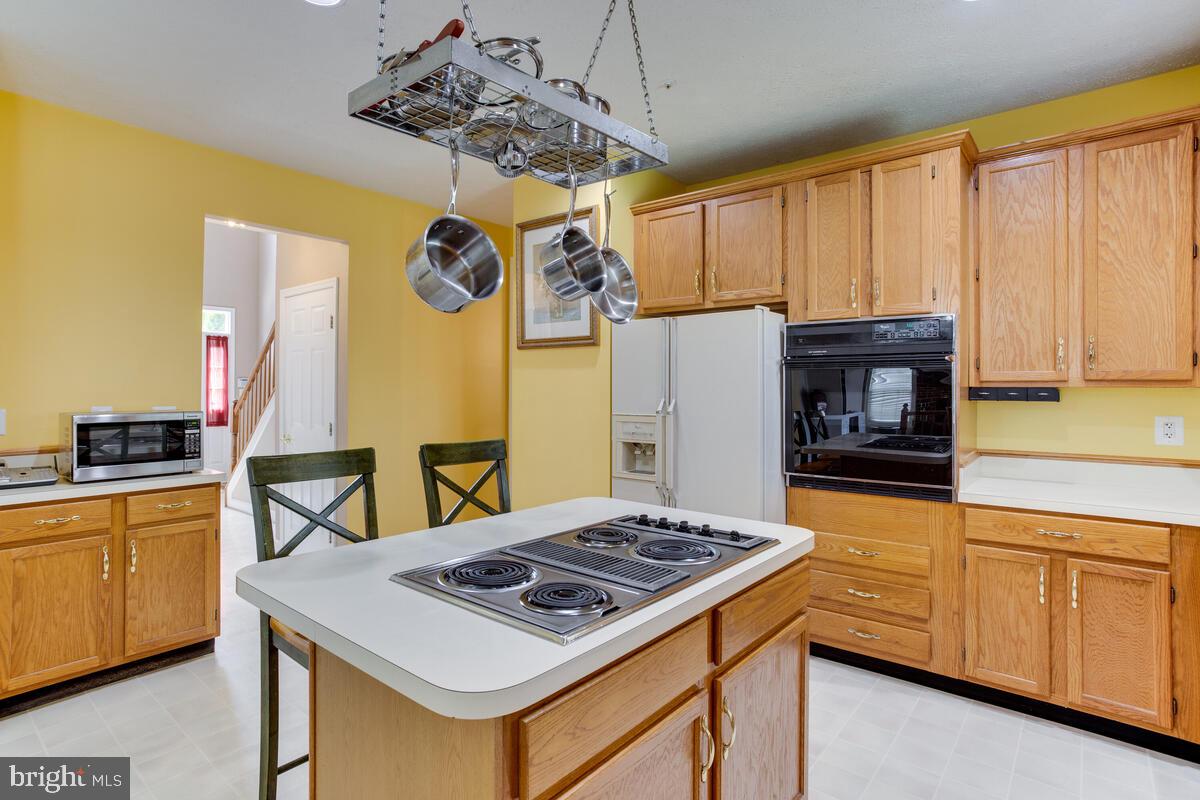 ARAGONA VILLAGE - Residential