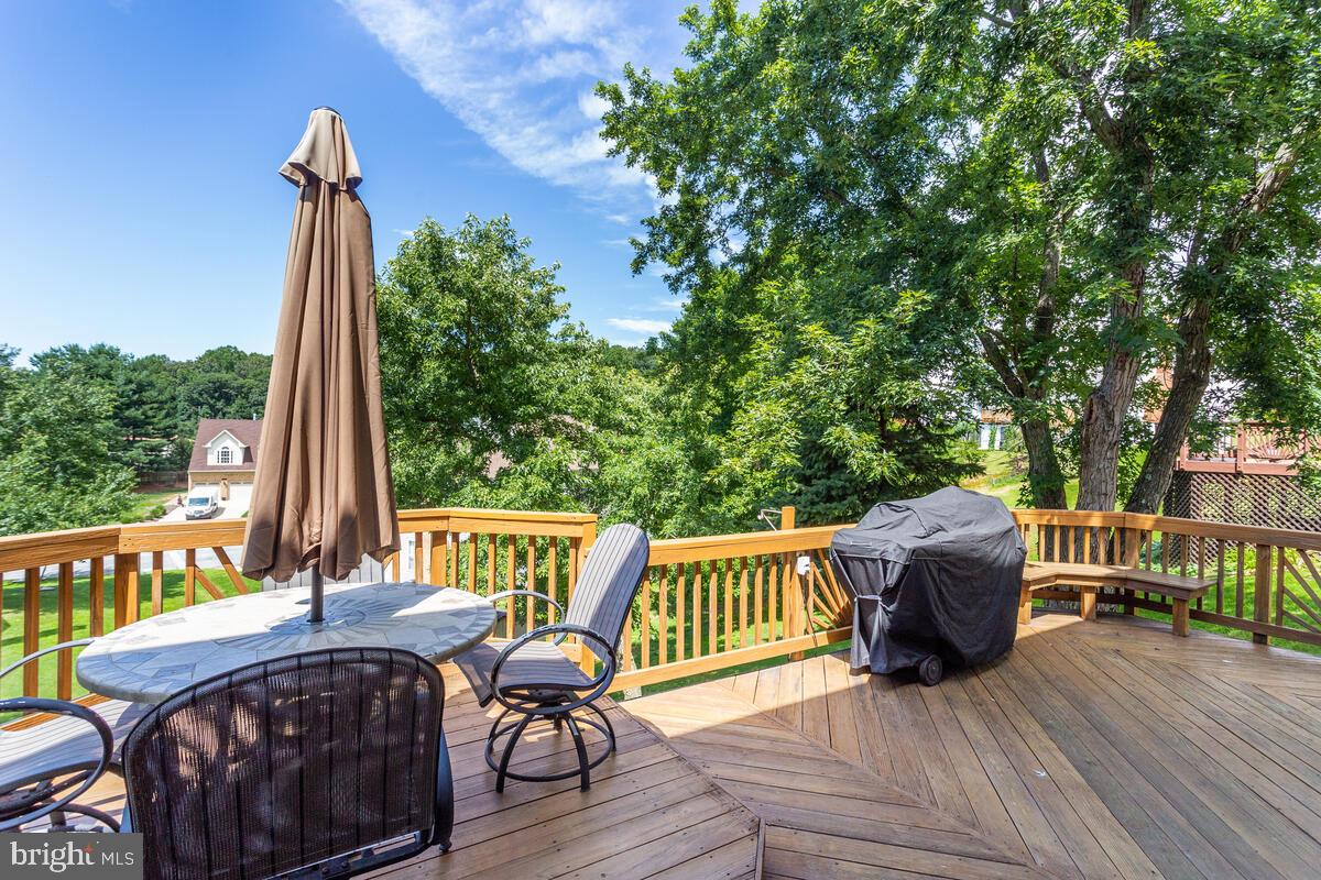 ARAGONA VILLAGE - Residential