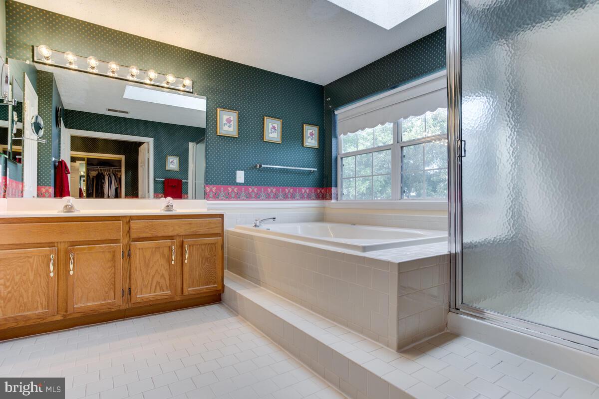 ARAGONA VILLAGE - Residential