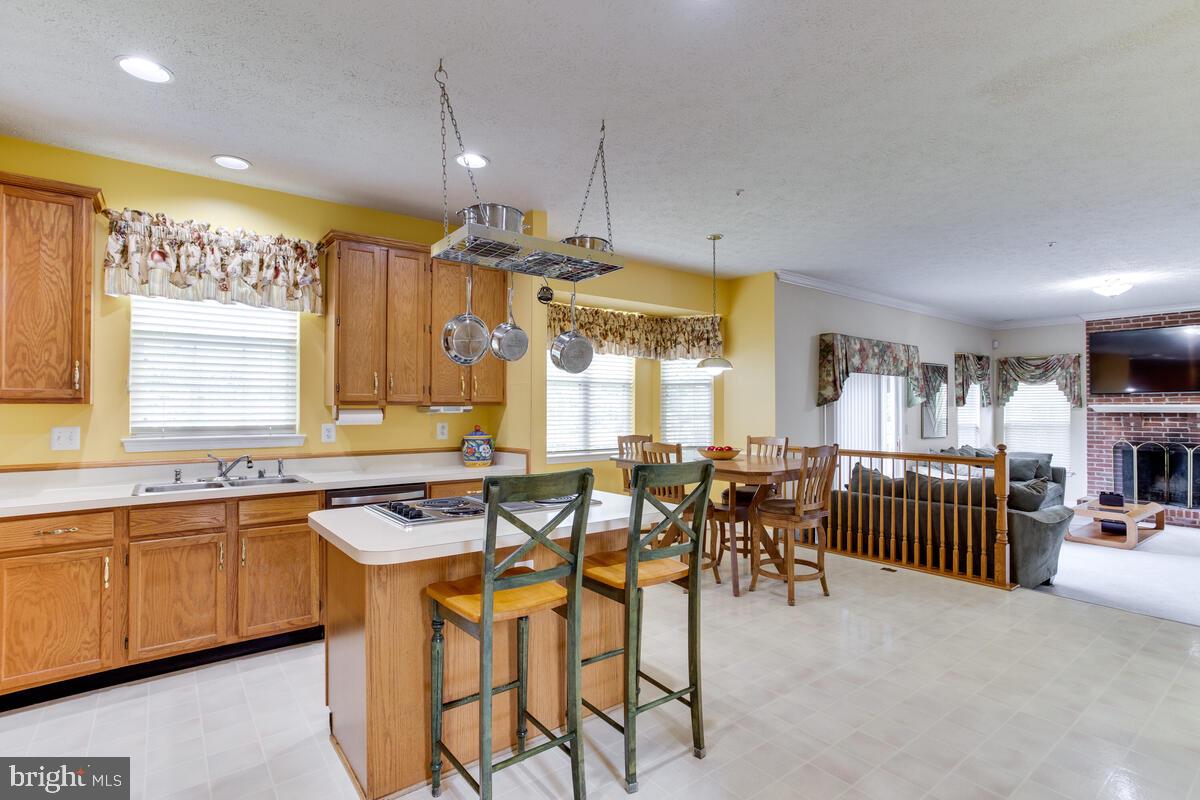 ARAGONA VILLAGE - Residential