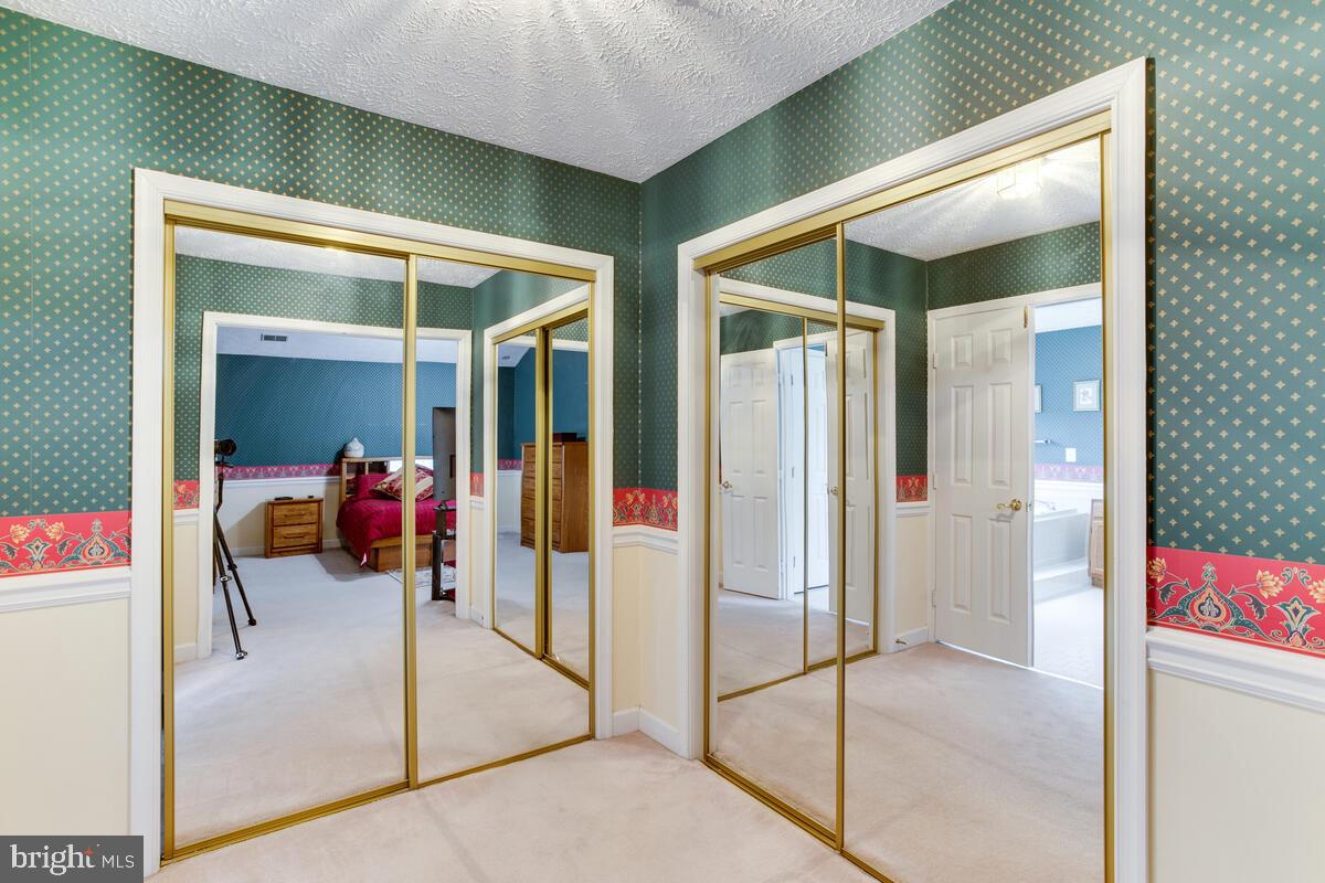 ARAGONA VILLAGE - Residential