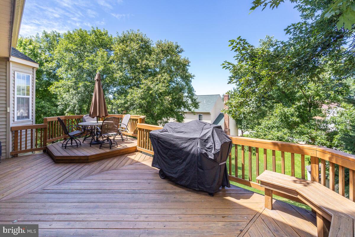 ARAGONA VILLAGE - Residential